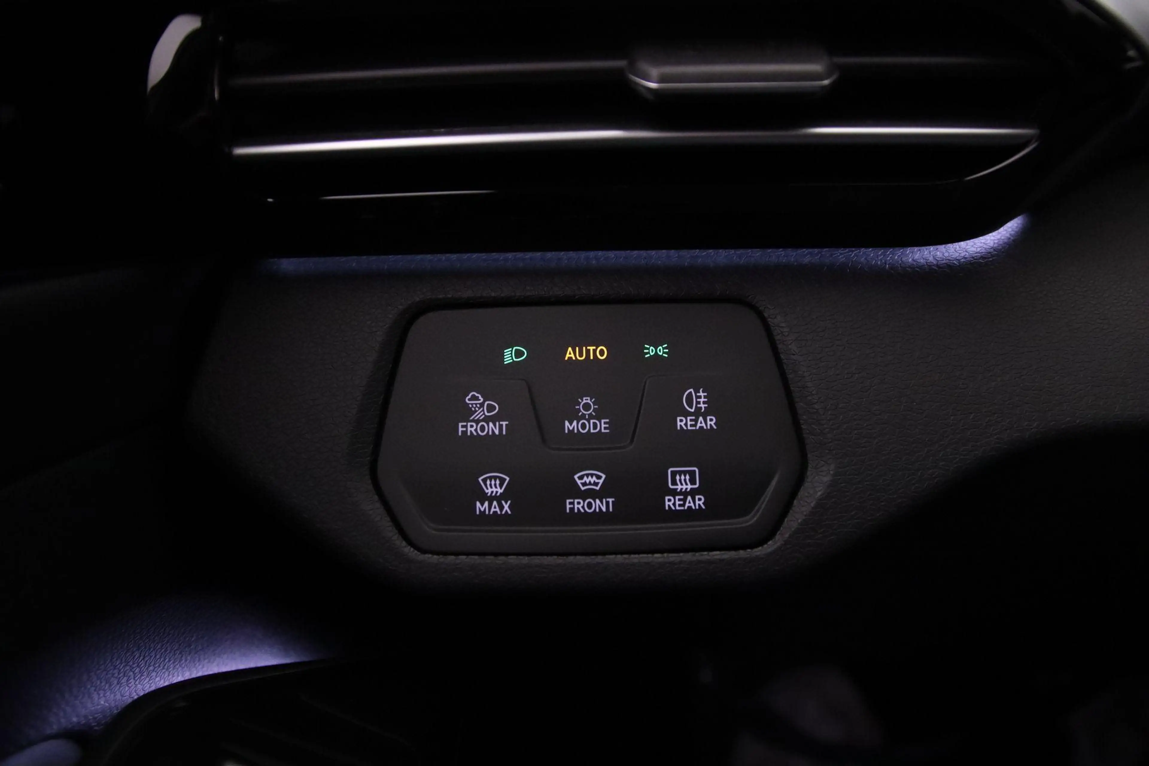 Volkswagen ID.4 Pro 77 kWh 204pk Automaat Trekhaak, Adaptive cruis — photo 15