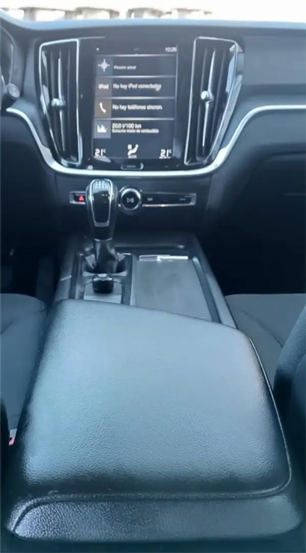 Volvo S60 D3 Kinetic 150 Gris - 2