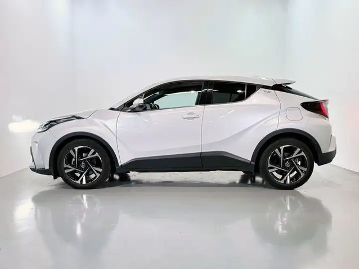 Toyota C-HR 2.0 180H Advance 2022, foto 3