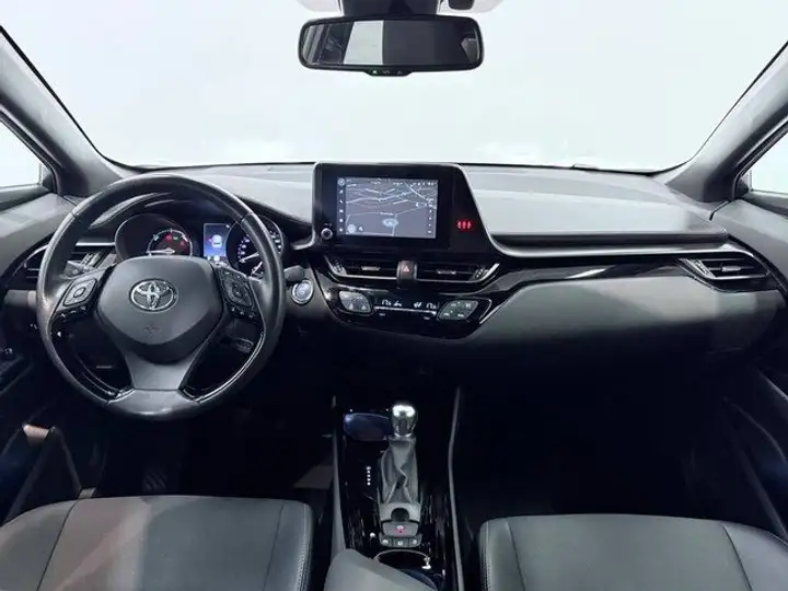 Toyota C-HR 2.0 180H Advance 2022, foto 4