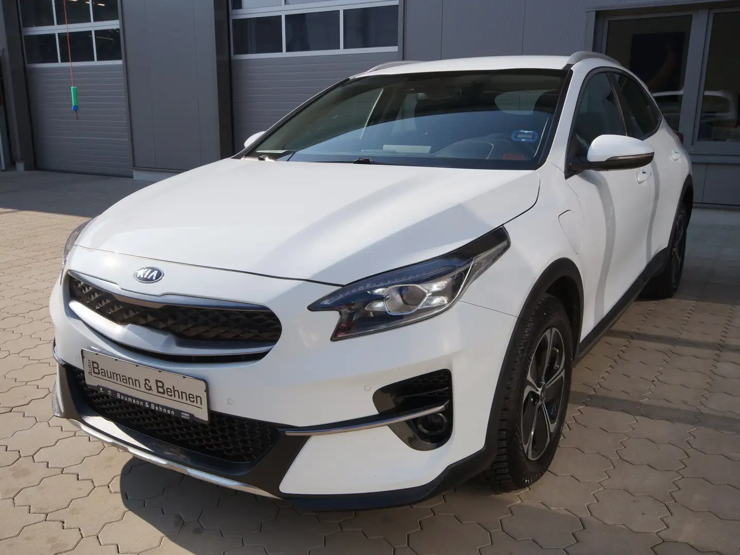 Kia XCeed 1.6 GDI DCT6 OPF Plug-in-Hybrid Spirit Weiß - 1