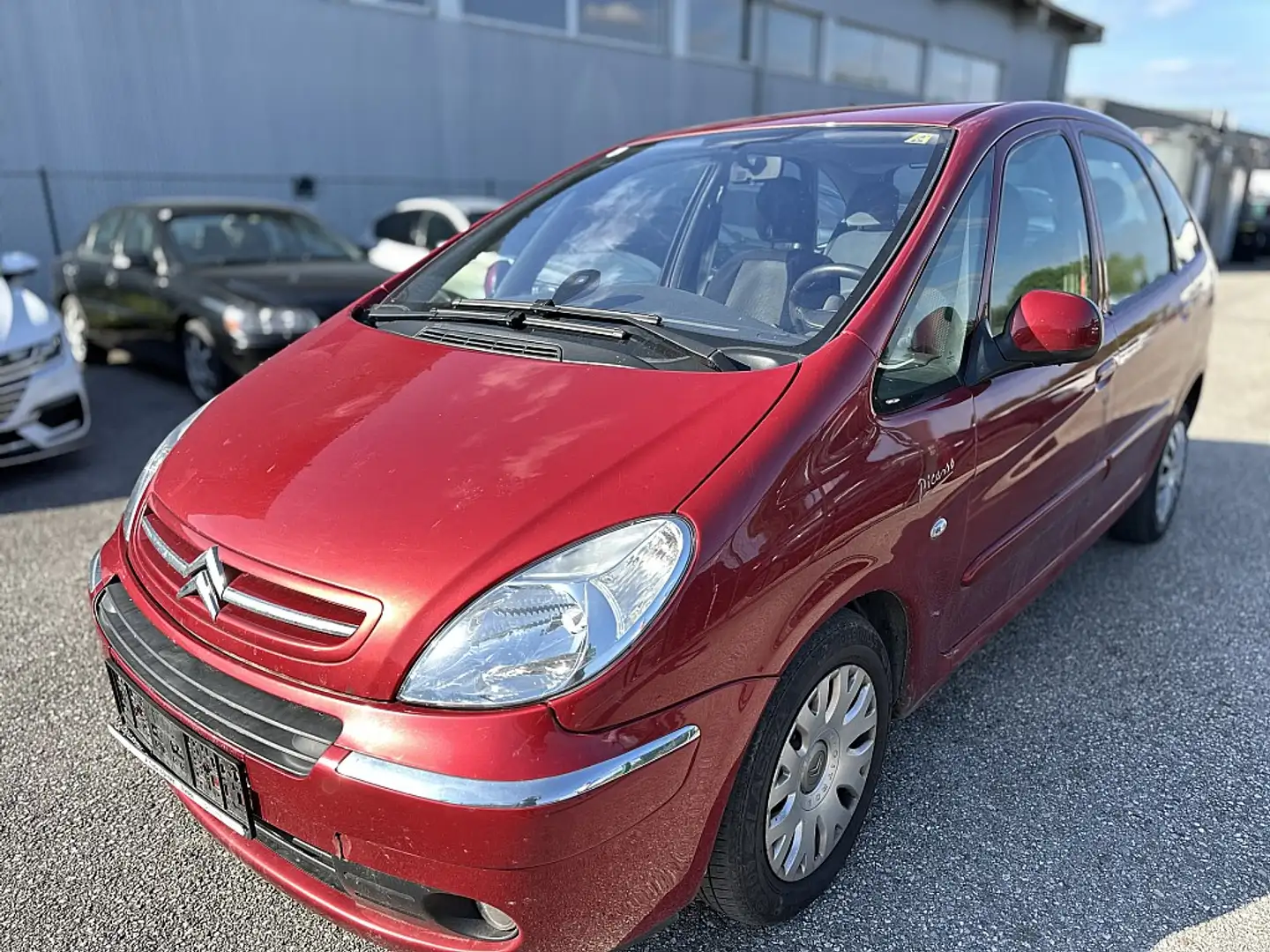 Citroen Xsara Picasso 1,6 HDI 16V emotion Červená - 1