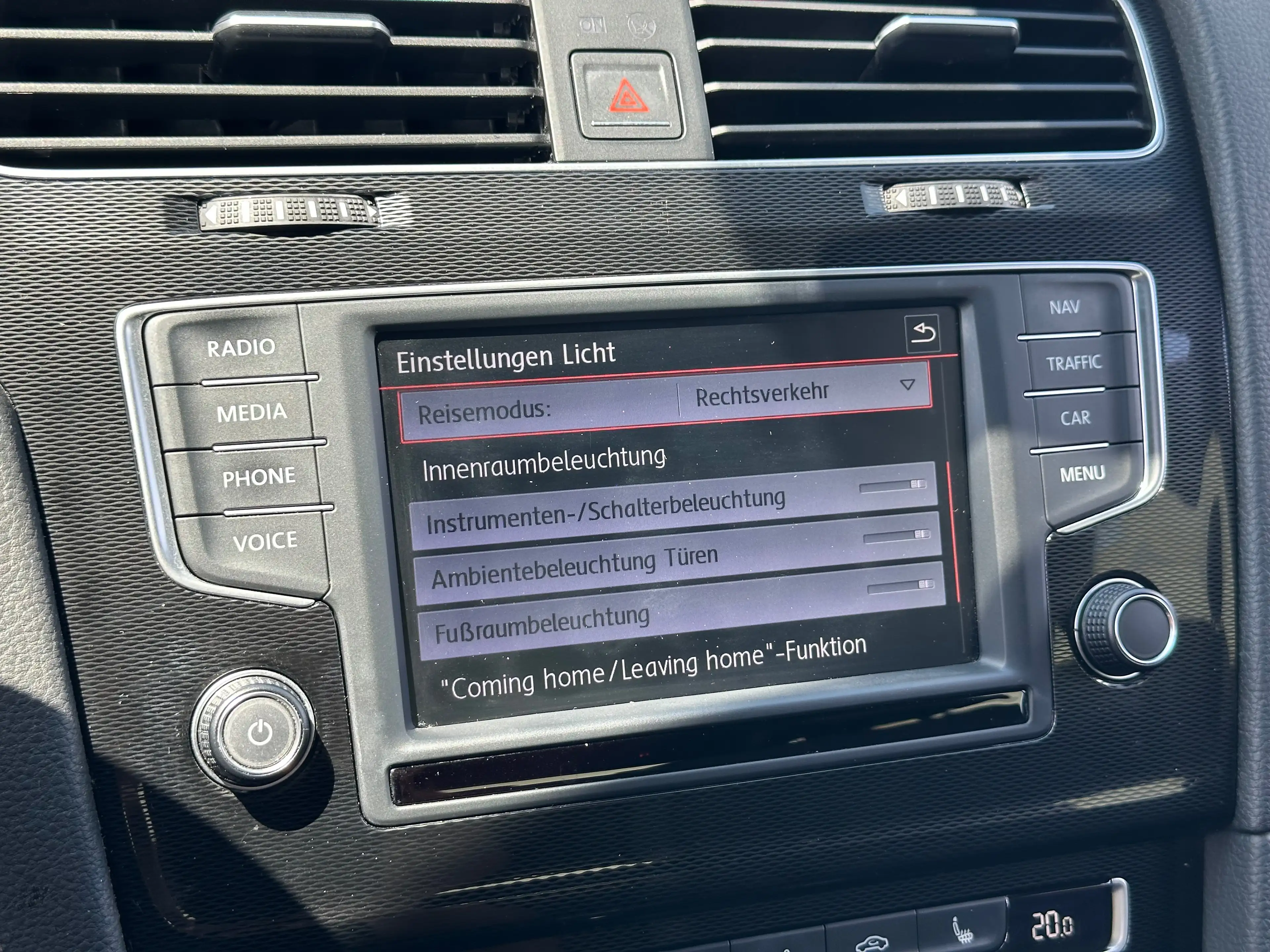 Volkswagen Golf GTI VII 1.Hand/Leder/Bi-Xenon/Ambiente/R-Kamera — photo 20
