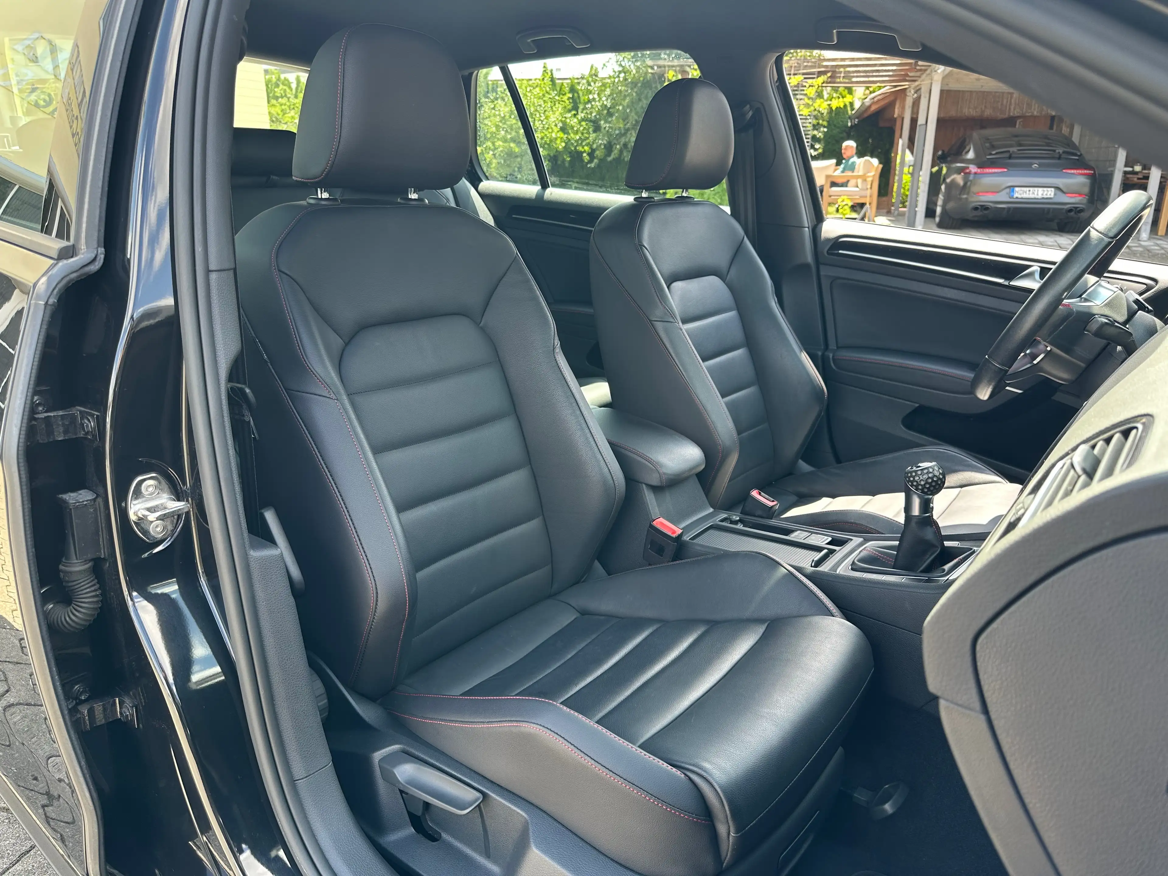 Volkswagen Golf GTI VII 1.Hand/Leder/Bi-Xenon/Ambiente/R-Kamera — photo 13