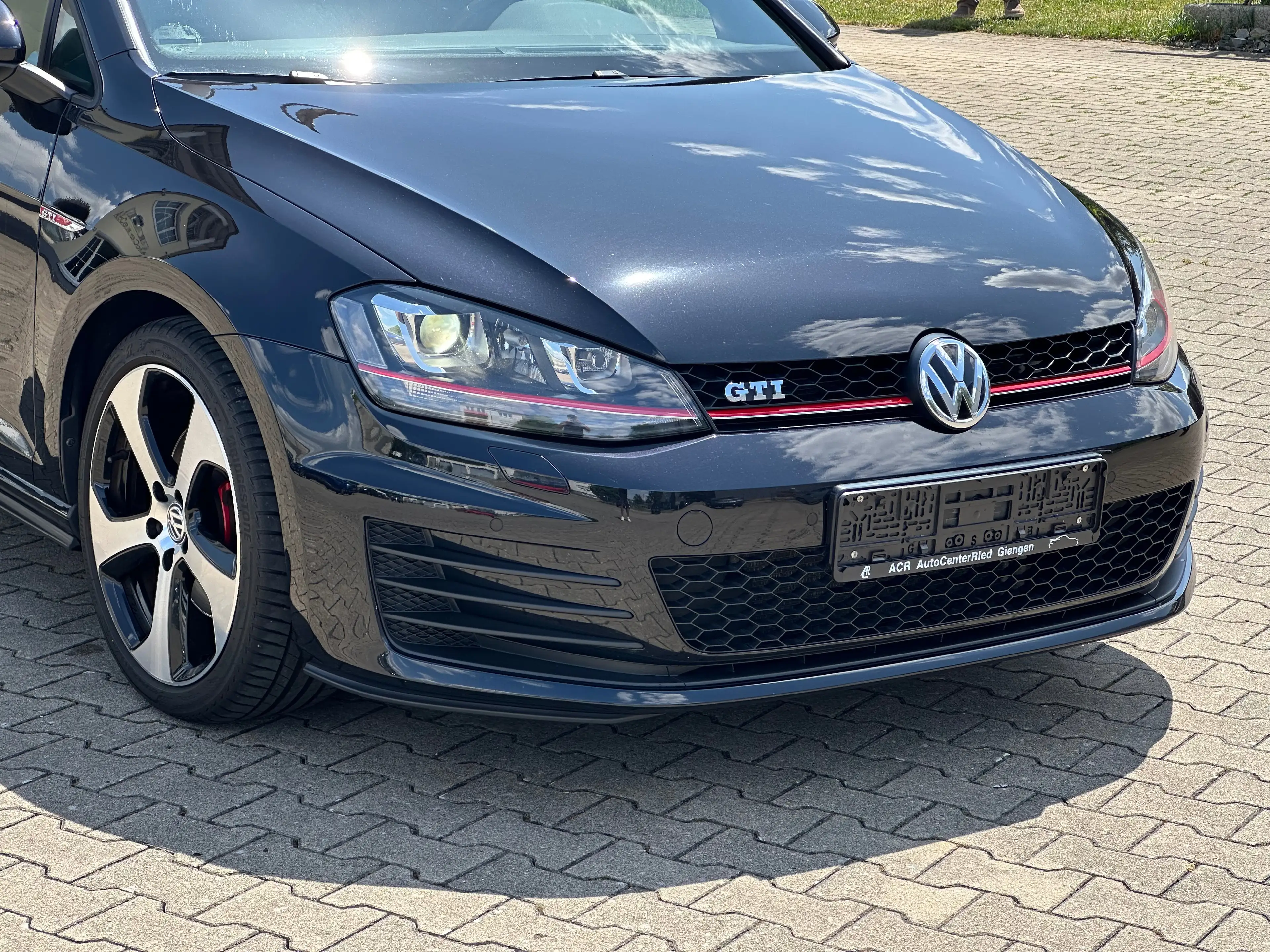 Volkswagen Golf GTI VII 1.Hand/Leder/Bi-Xenon/Ambiente/R-Kamera — photo 8