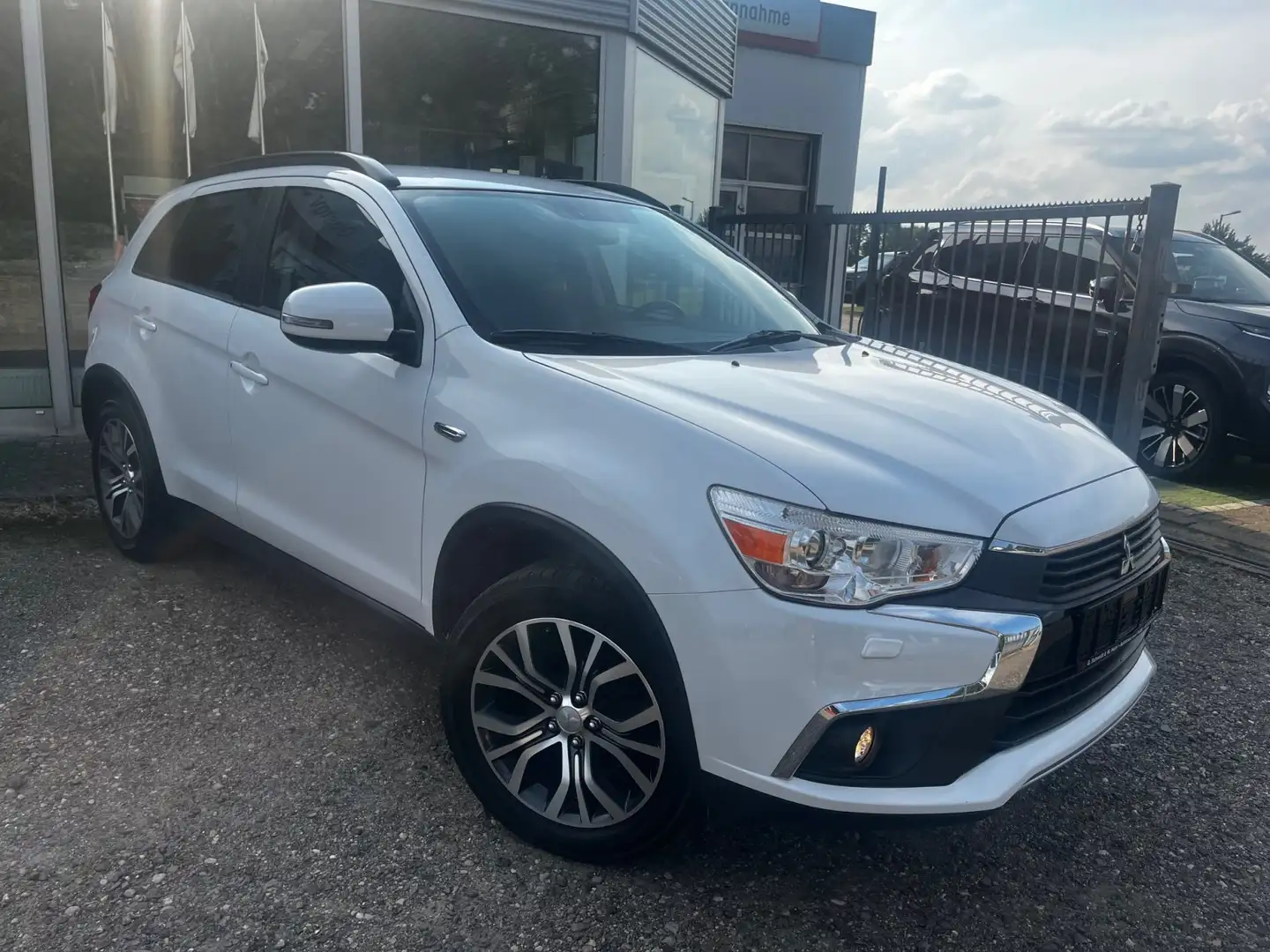 Mitsubishi ASX 1.6 Diamant Edition+ 2WD - 2