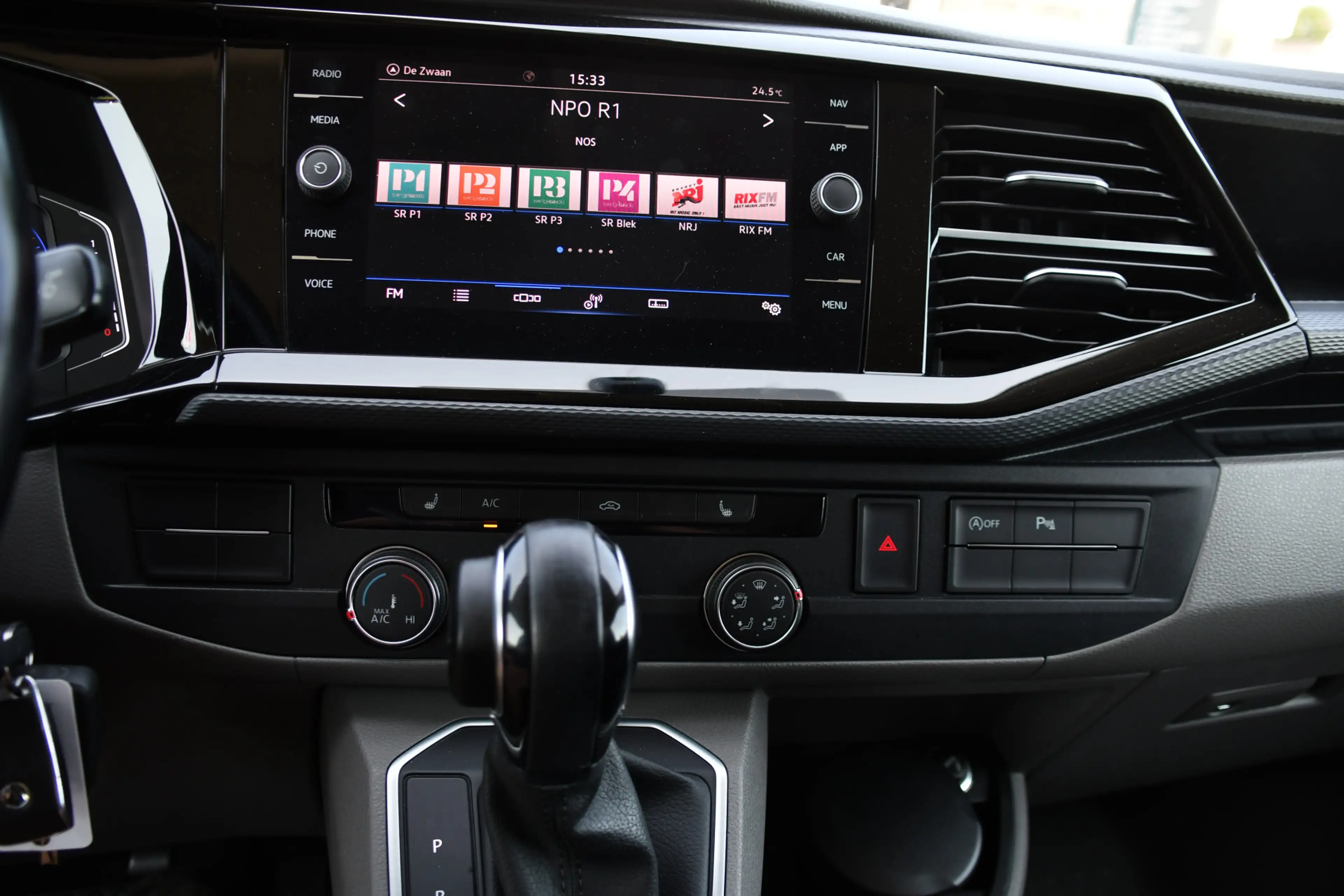 Volkswagen Transporter 2.0 TDI L2H1 30 Bulli Virtual, Adaptieve Cruise, C — photo 18