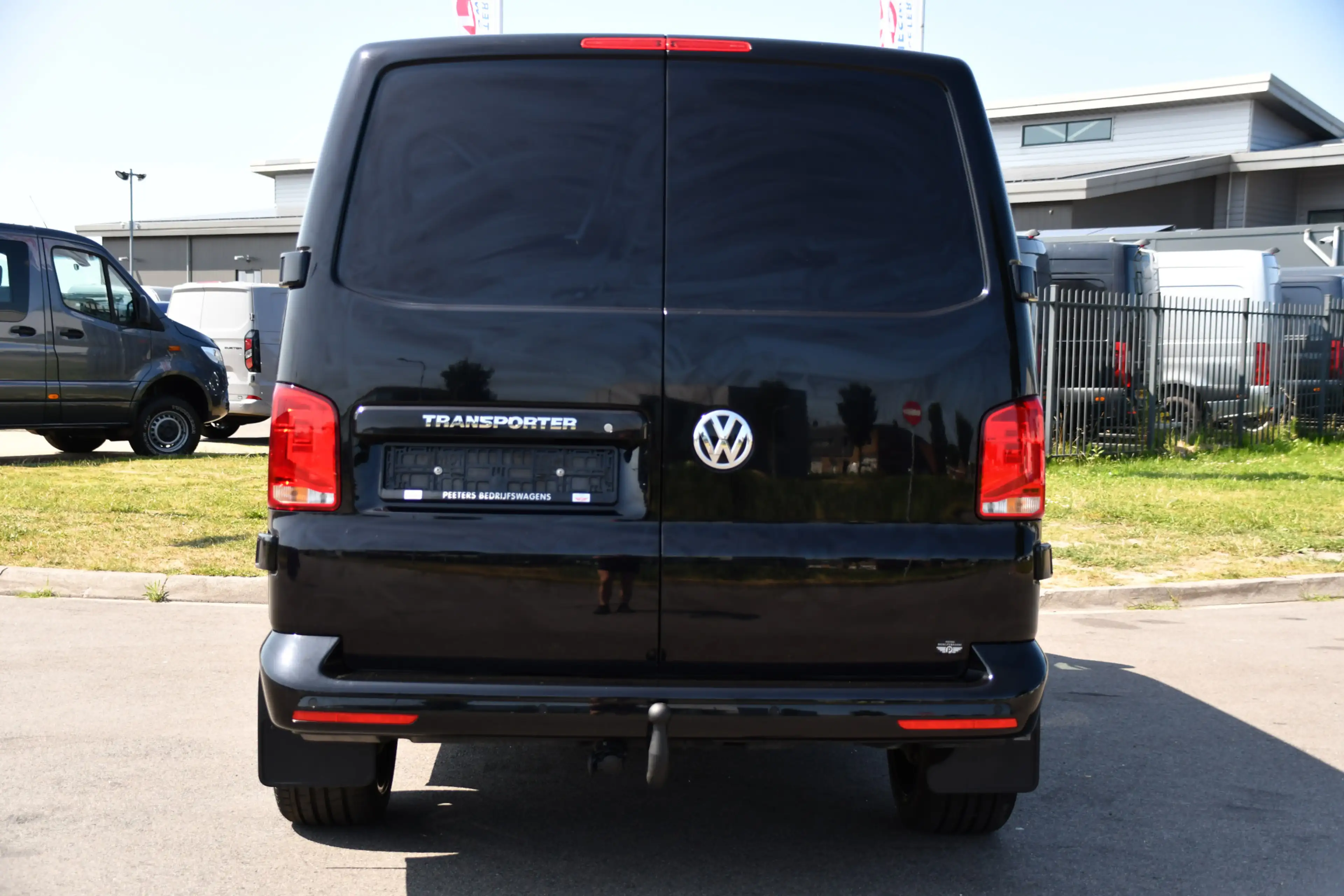 Volkswagen Transporter 2.0 TDI L2H1 30 Bulli Virtual, Adaptieve Cruise, C — photo 34