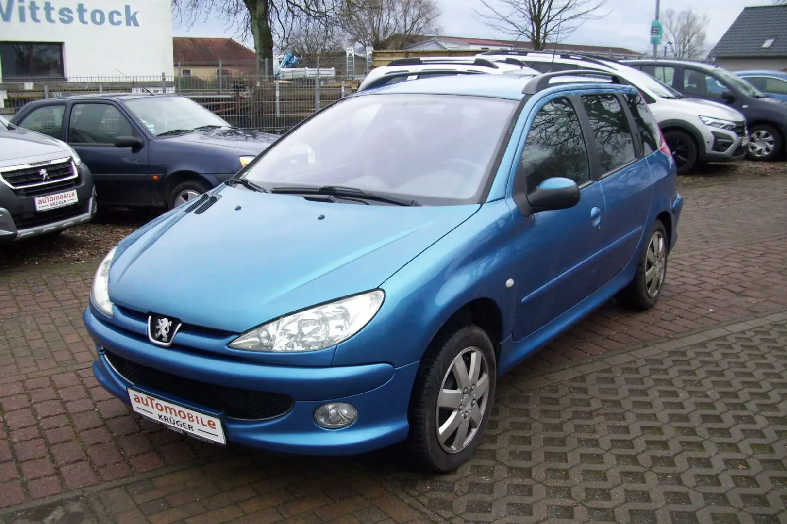 Peugeot 206 Tendance 90 ESP Blau - 1