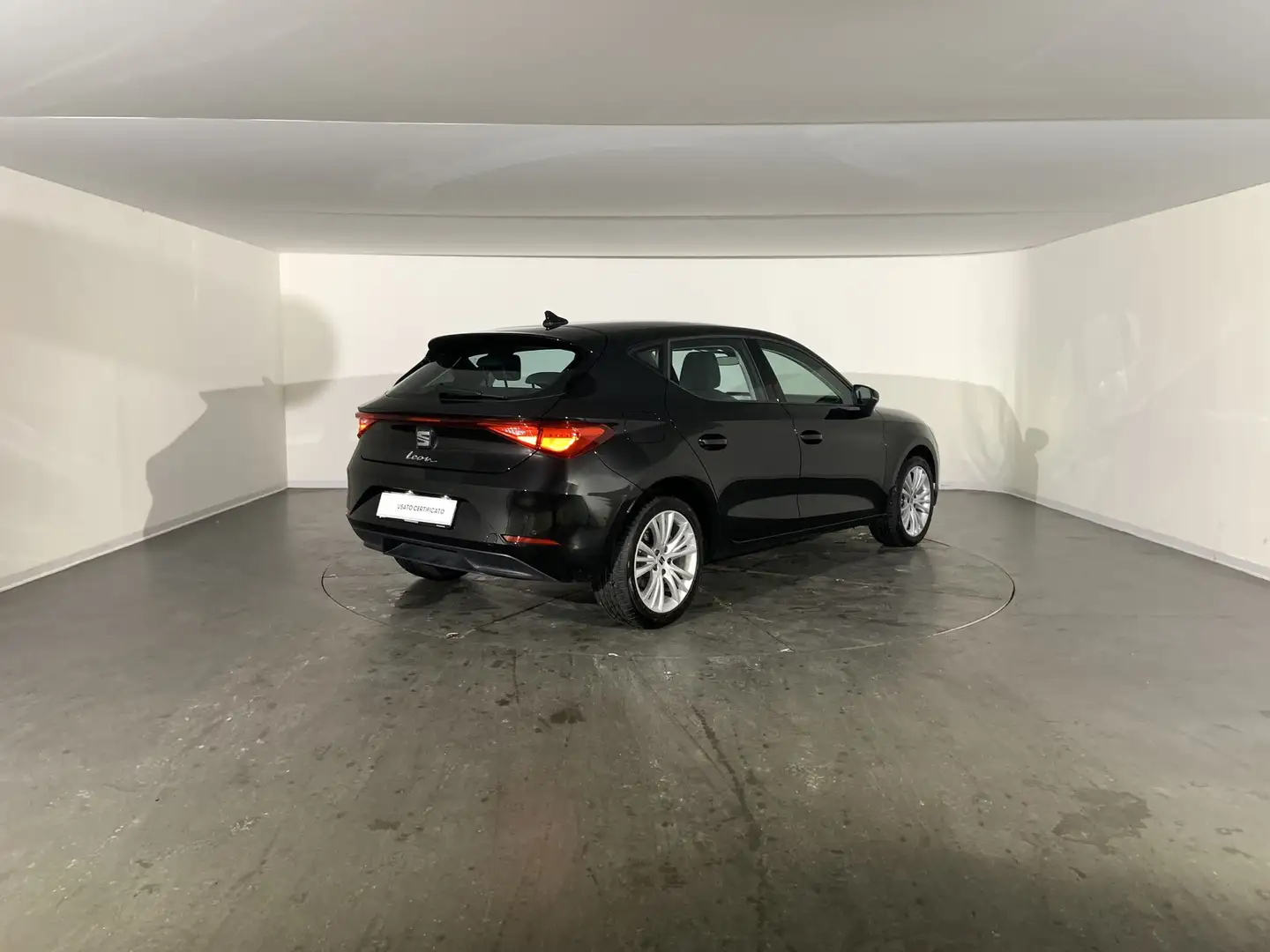 SEAT Leon 1.0 etsi business 110cv dsg Nero - 2