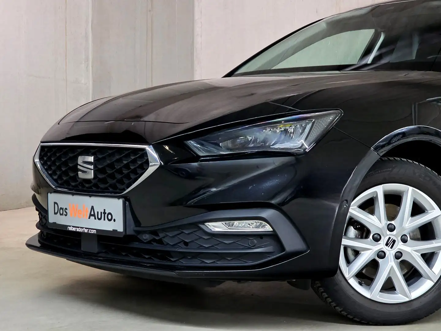 SEAT Leon Schwarz - 2