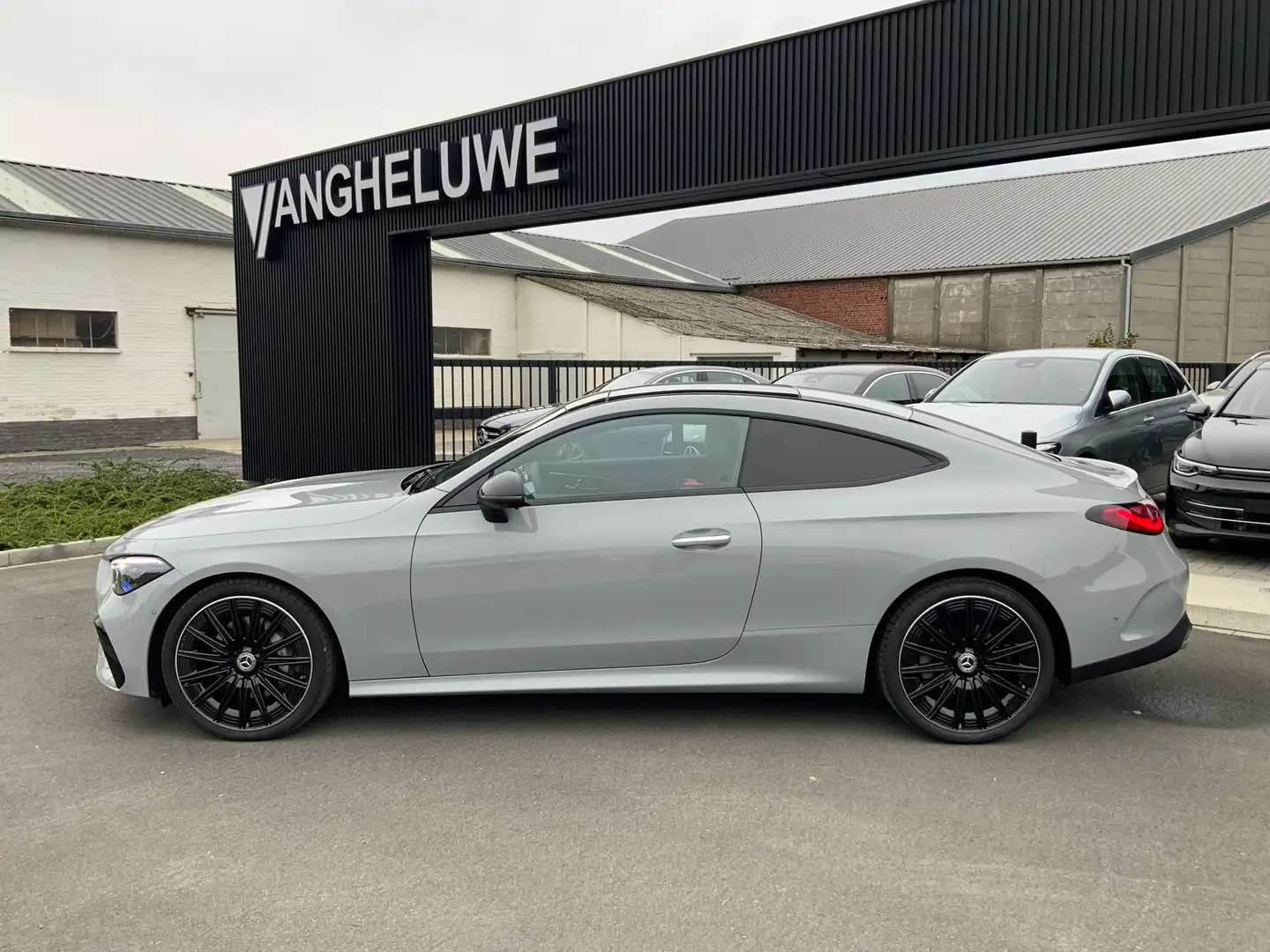 Mercedes-Benz CLE 200 Coupe AMG Line Gris - 1