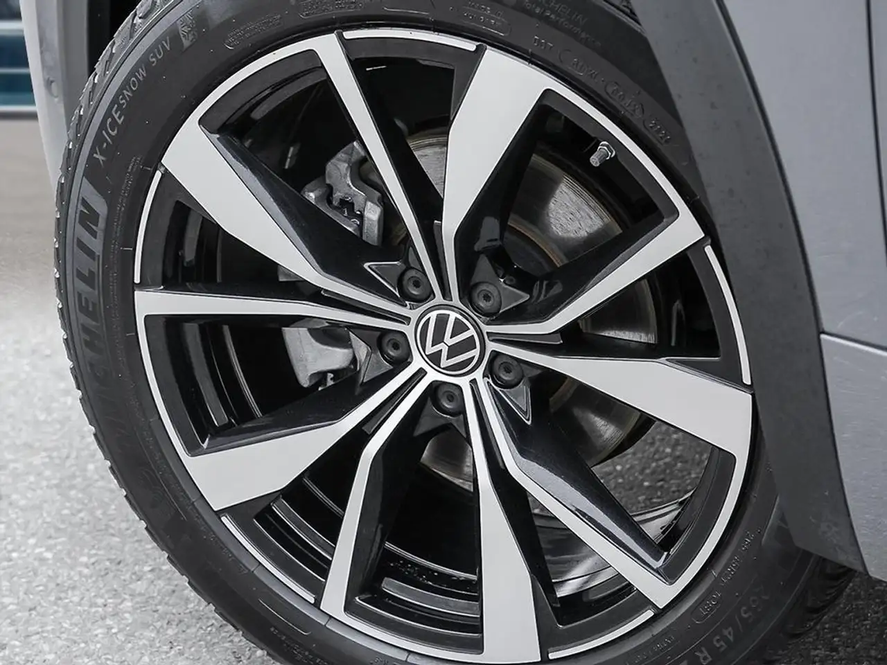 Volkswagen Atlas снимка Volkswagen Atlas