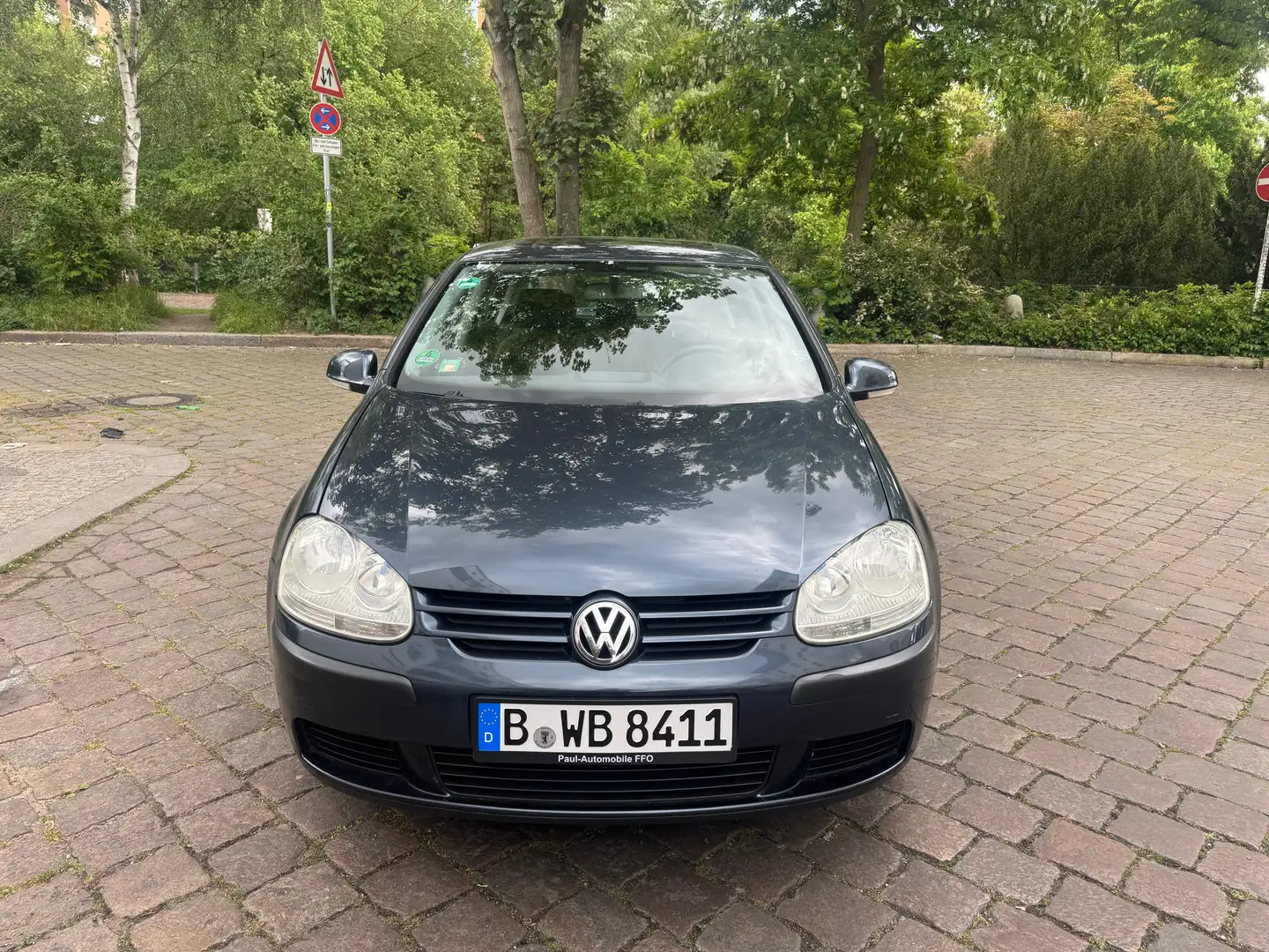 Volkswagen Golf 1.6 Trendline Auto,TÜV neu Gris - 1