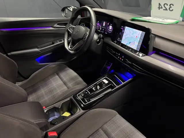 Volkswagen Golf view 14