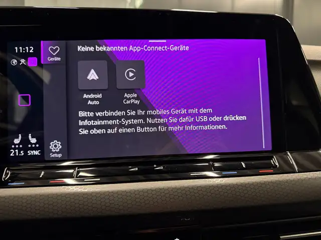 Volkswagen Golf view 19