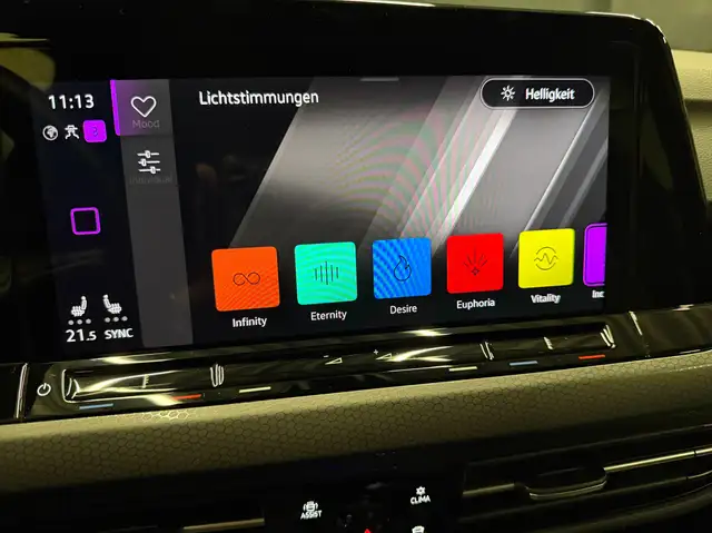 Volkswagen Golf view 24