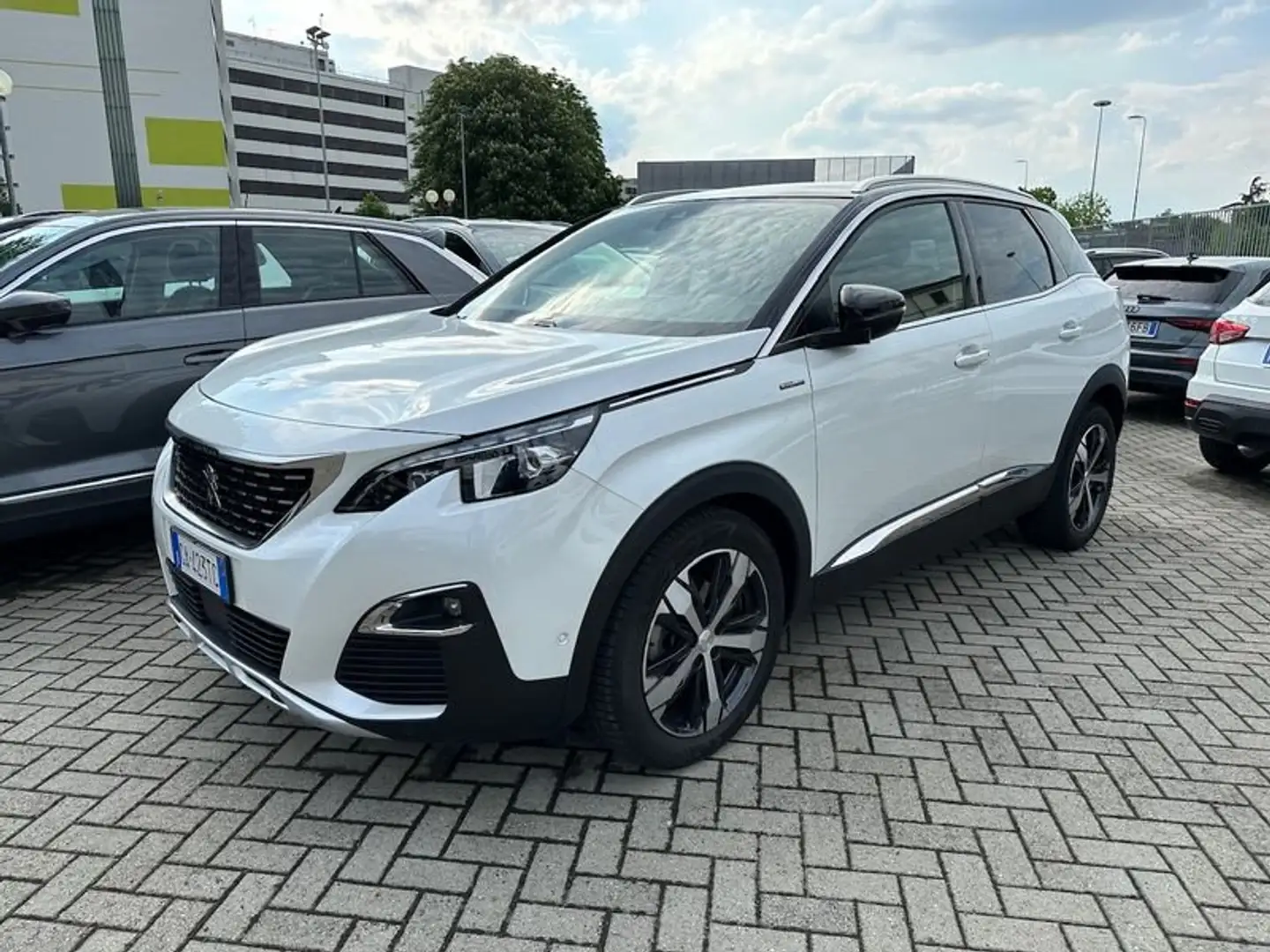 Peugeot 3008 1.5 BlueHDi 130 EAT8 S&S GT Line Bianco - 1