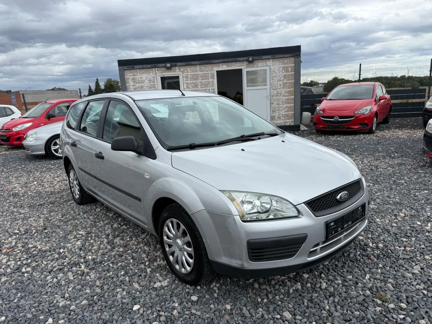 Ford Focus 1.6/Klima/Euro4/Kombi Grau - 2
