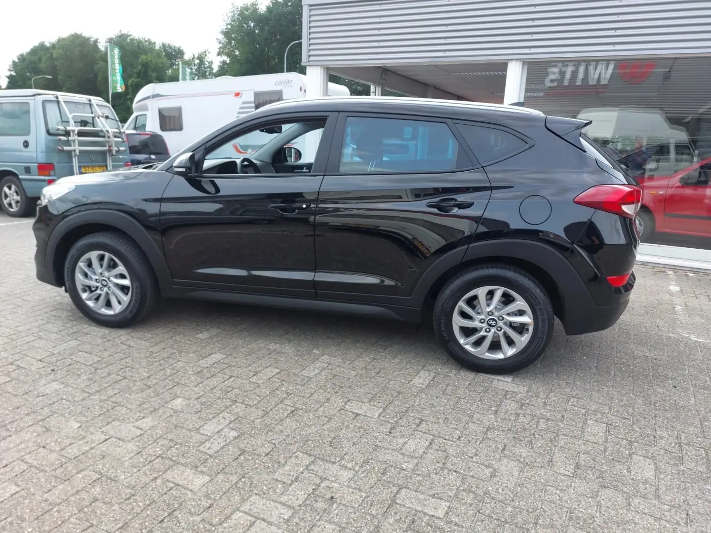 Hyundai TUCSON 1.6 GDi Anniversary Edition Zwart - 2