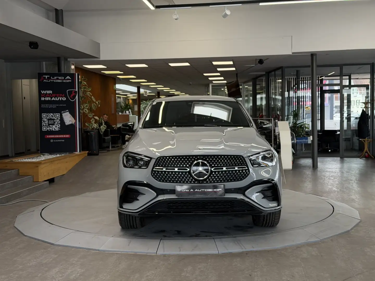 Mercedes-Benz GLE 400 e Coupé PHEV 4MATIC AMG-Paket Aut. *AHK*Luftfederu Grau - 2