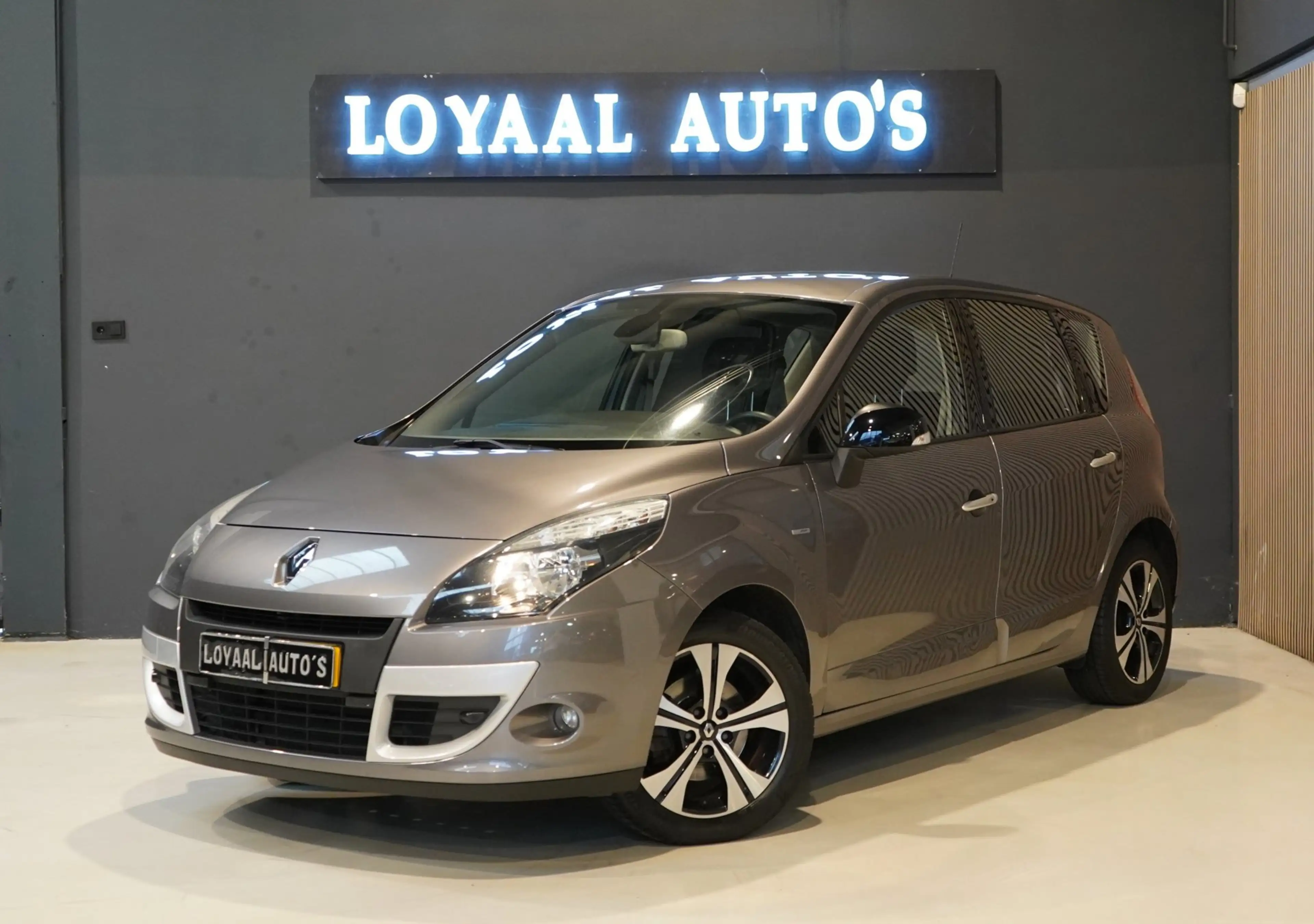 Renault Scenic 2.0 Bose | AUT | ACHTERUITRIJC. | TREKHAAK | CRUIS — photo 4