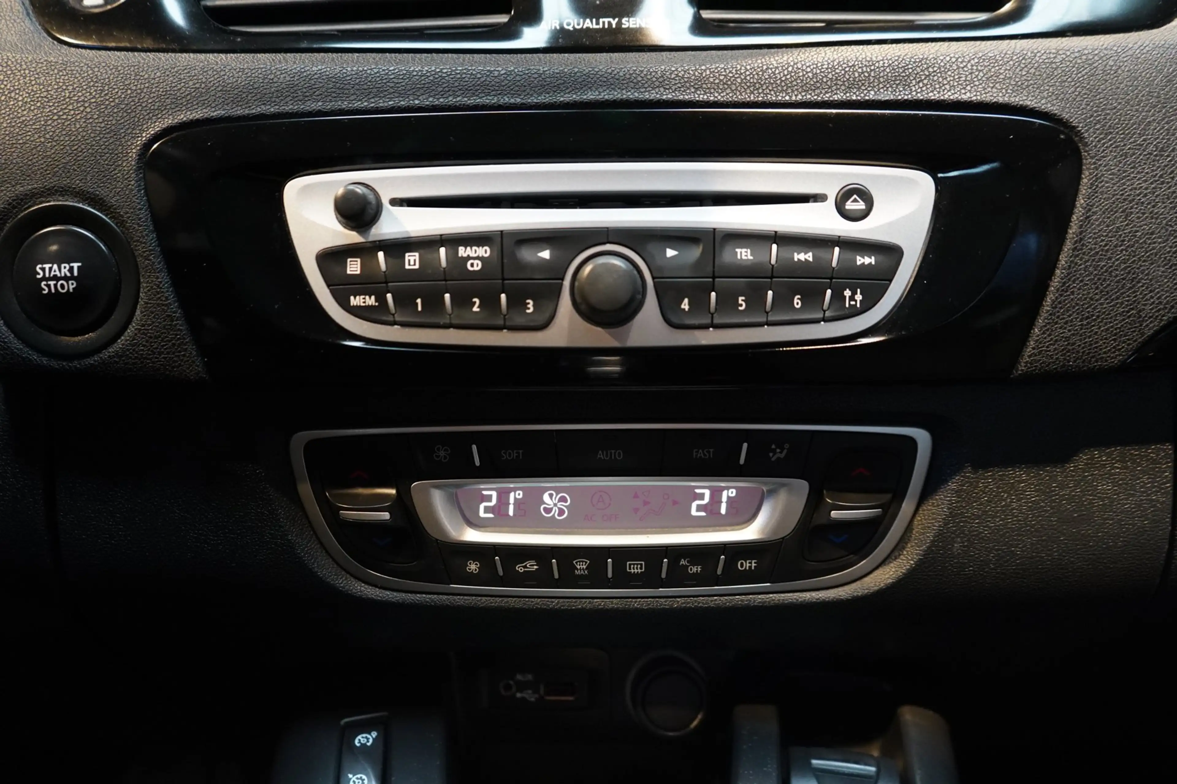 Renault Scenic 2.0 Bose | AUT | ACHTERUITRIJC. | TREKHAAK | CRUIS — photo 21
