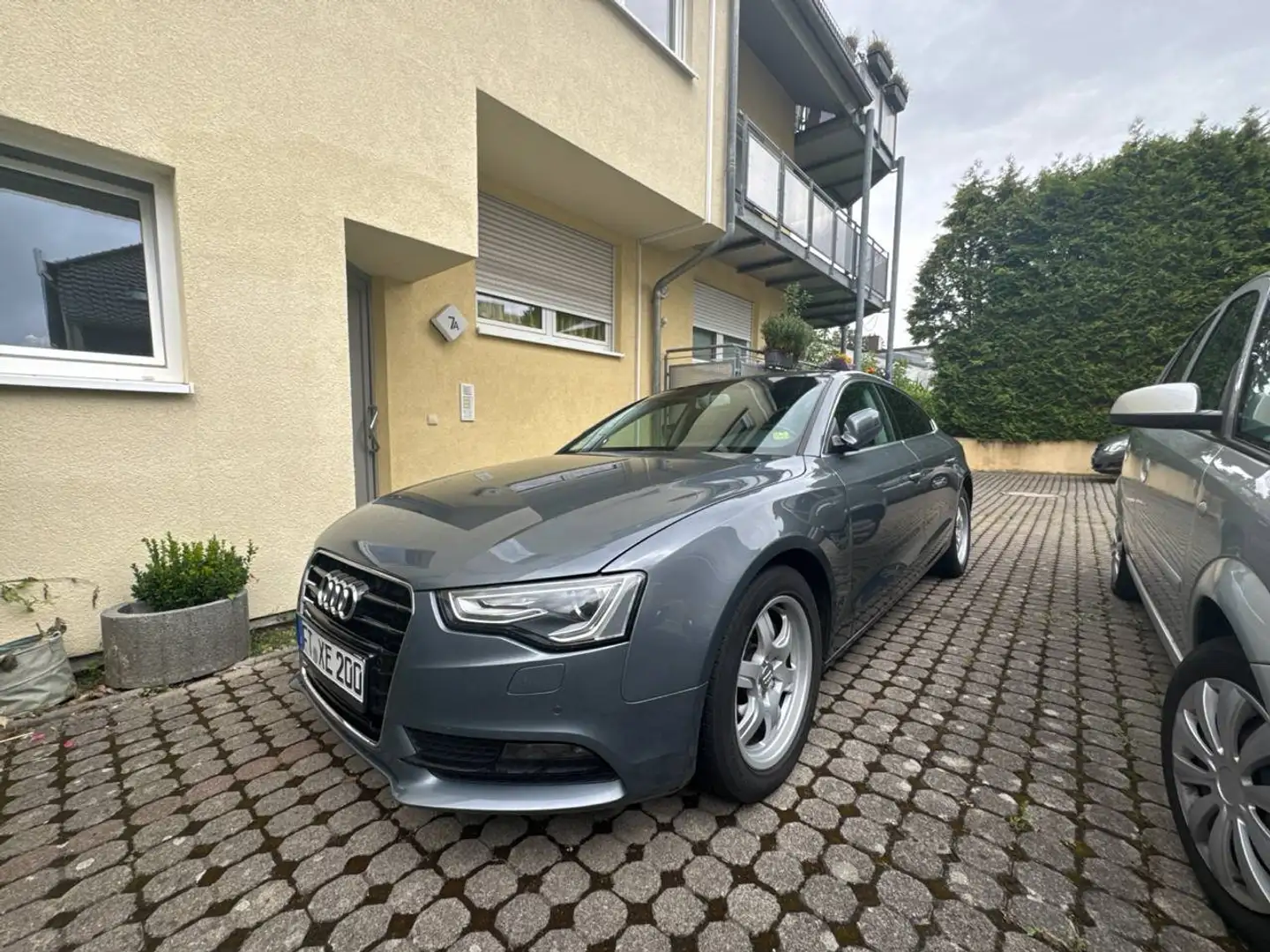 Audi A5 A5 2.0 TFSI Sportback quattro Grau - 1