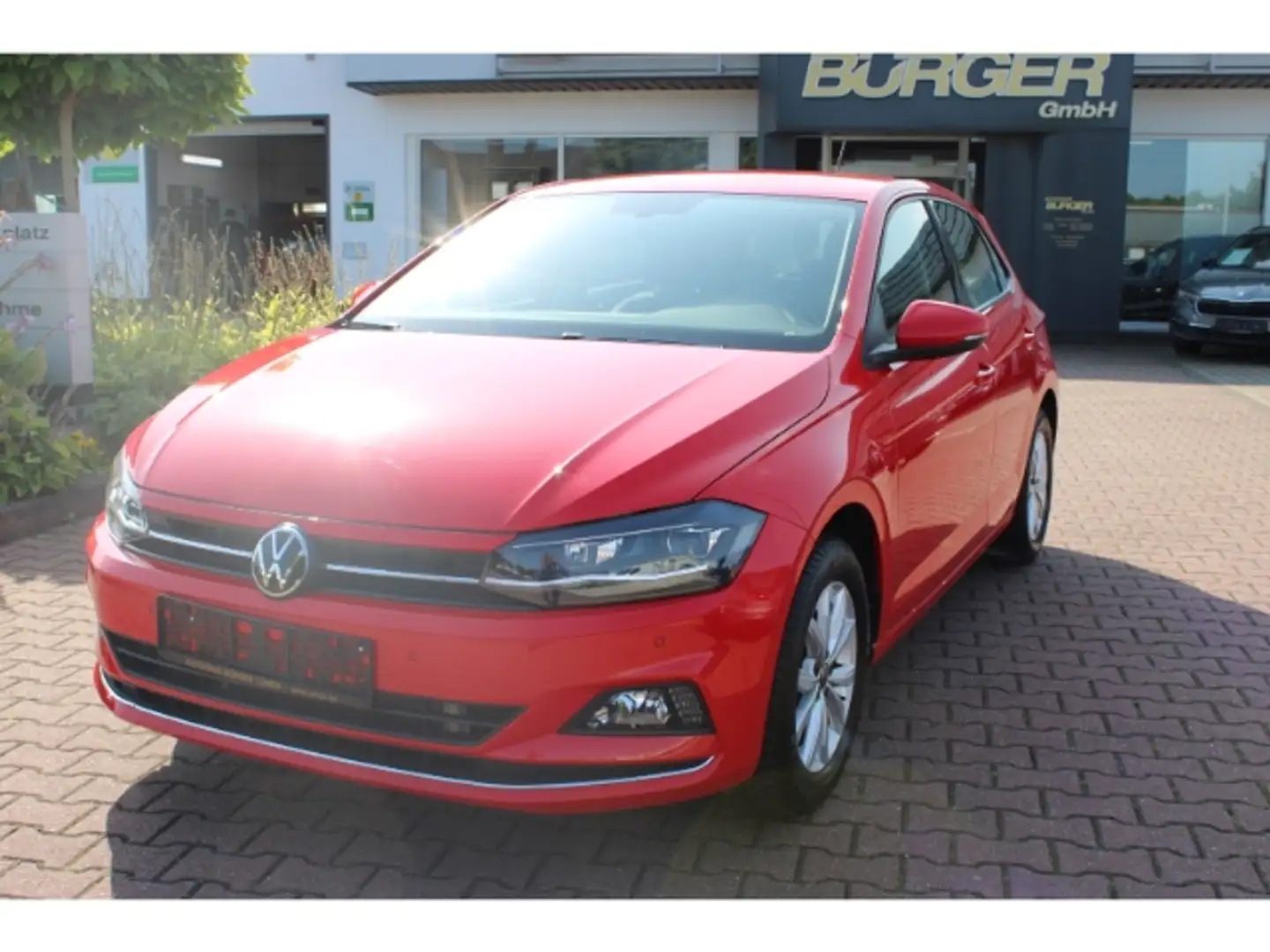 Volkswagen Polo VI Highline 1.0 TSI LED ACC PDC v+h SitzHZG DAB Am Rot - 2
