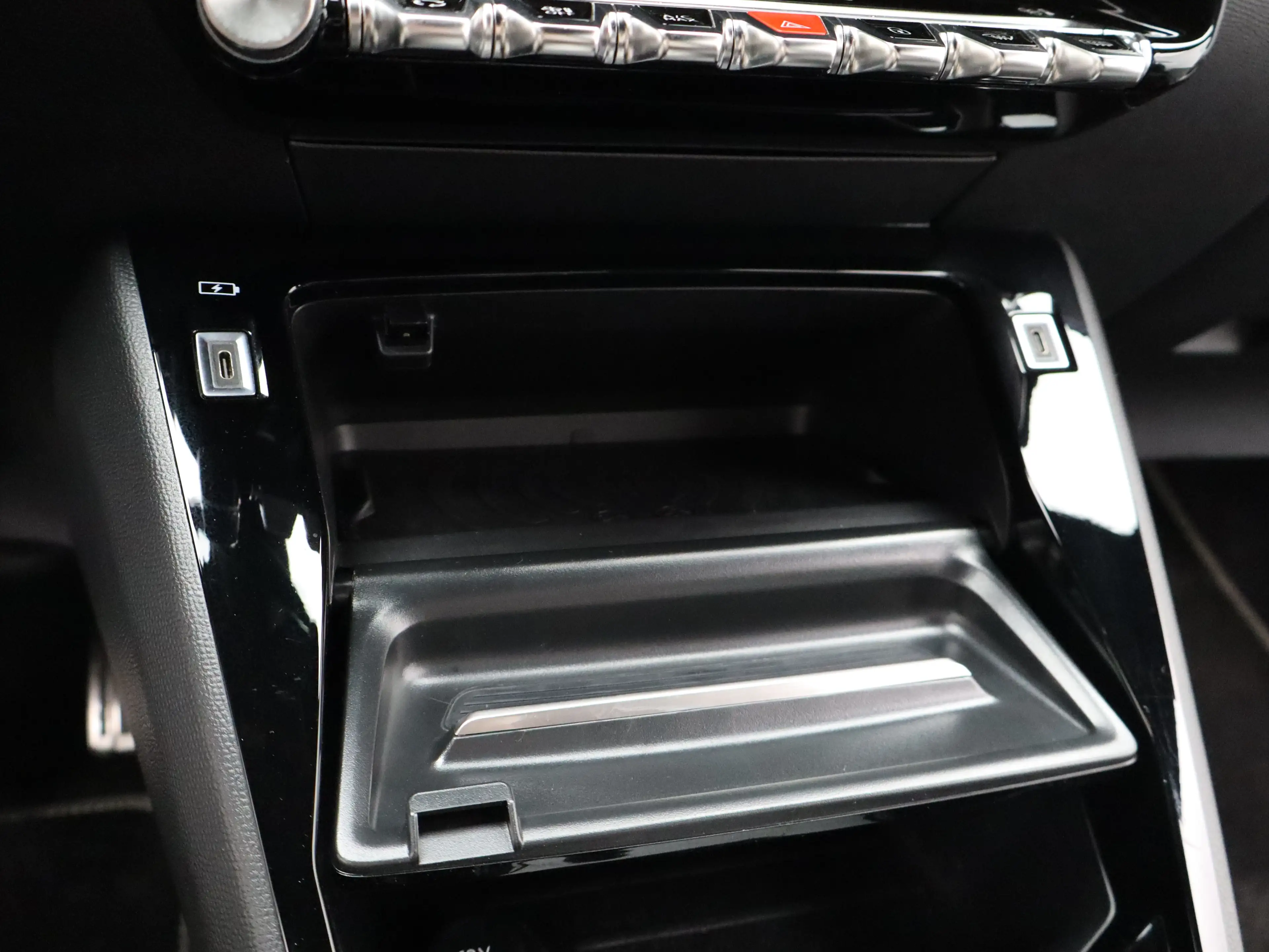 Peugeot e-208 EV GT 51 kWh 96% SOH | Warmtepomp | Cruise Control — photo 24
