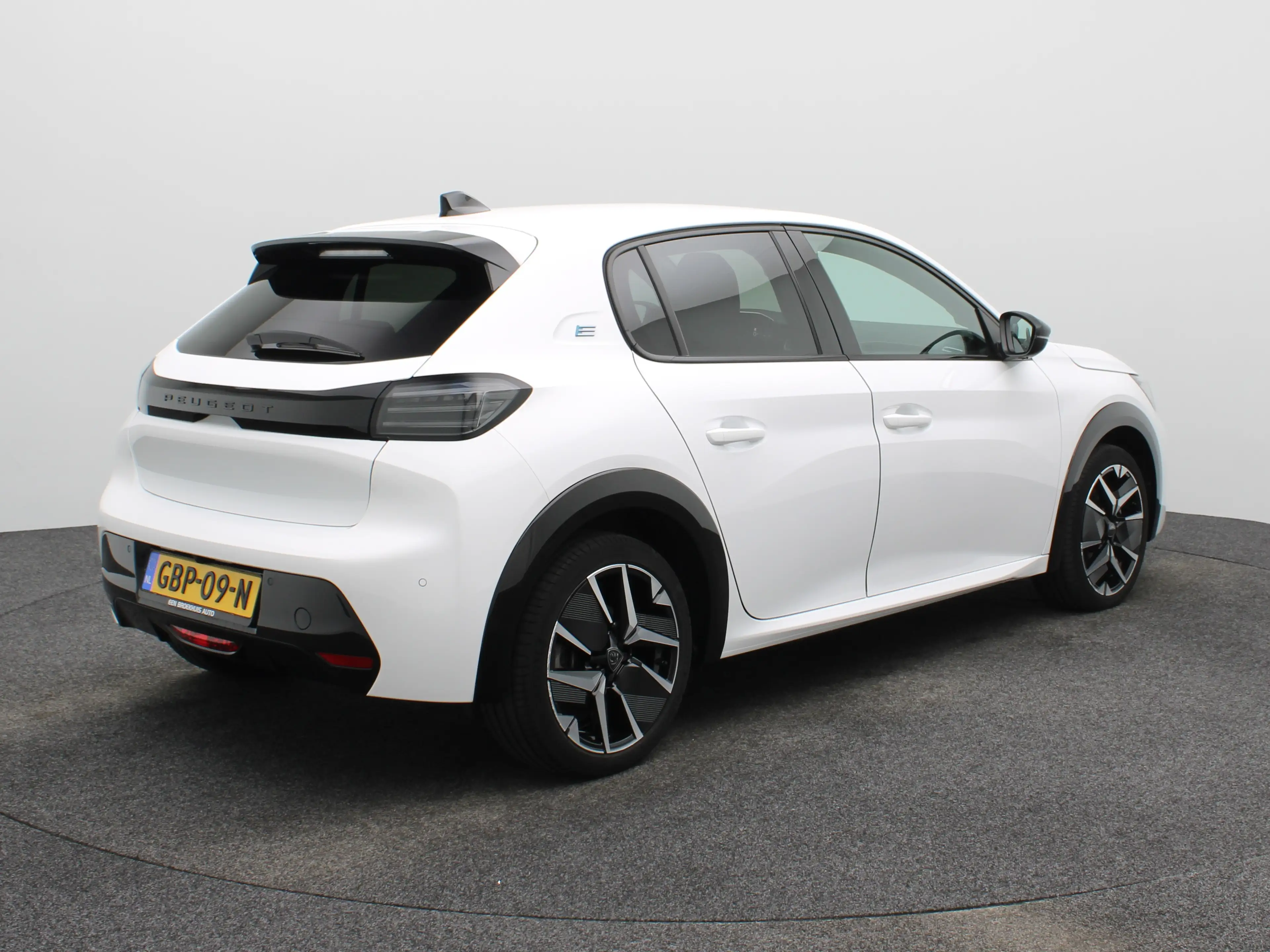 Peugeot e-208 EV GT 51 kWh 96% SOH | Warmtepomp | Cruise Control — photo 2