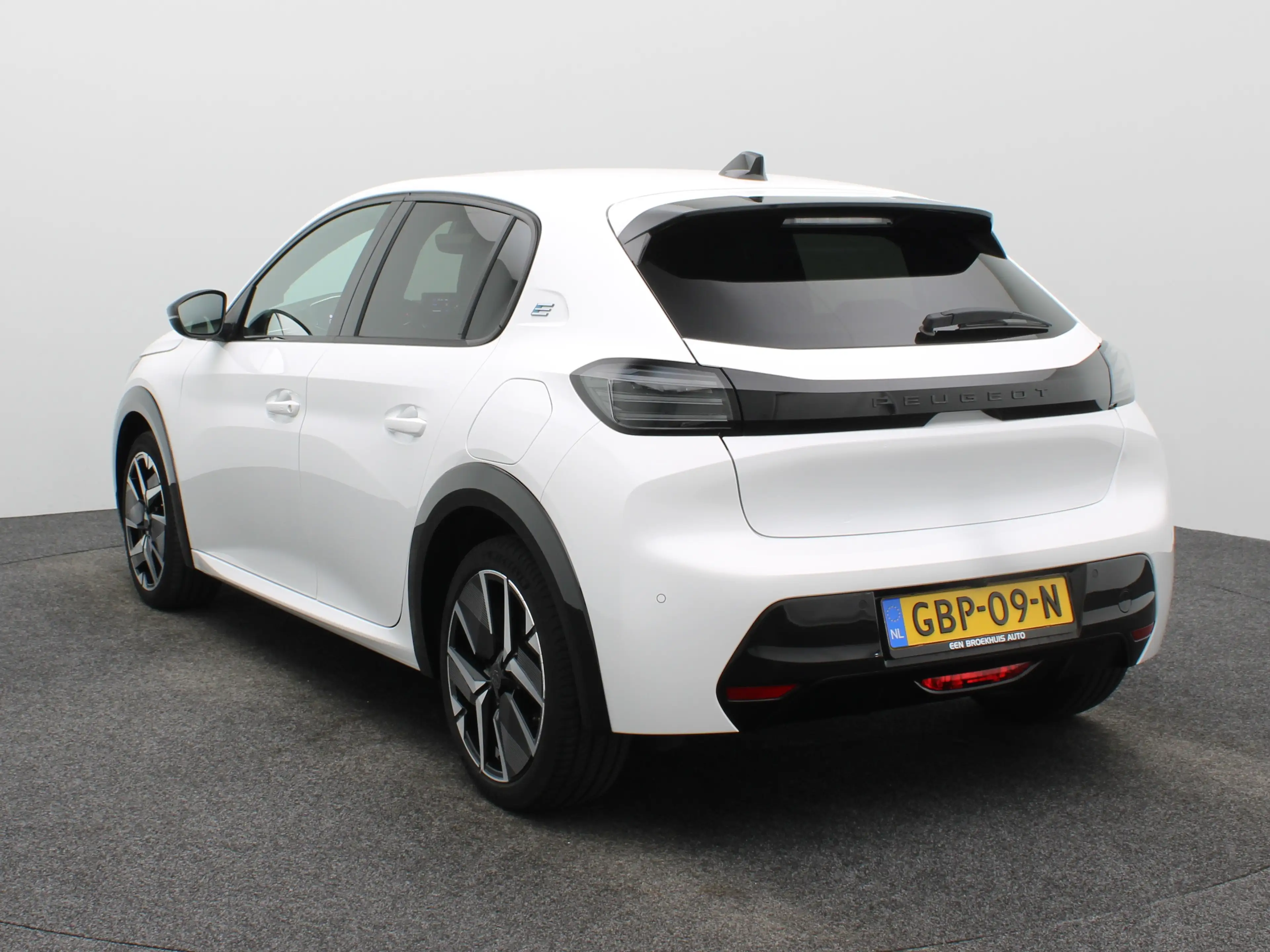 Peugeot e-208 EV GT 51 kWh 96% SOH | Warmtepomp | Cruise Control — photo 10