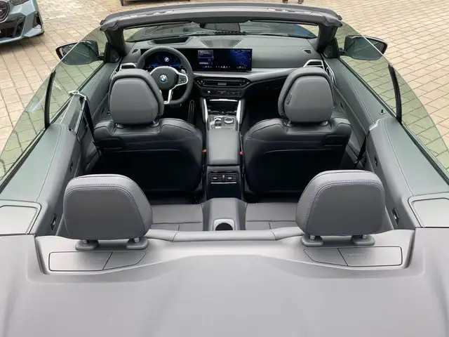 BMW 4 Series view 13