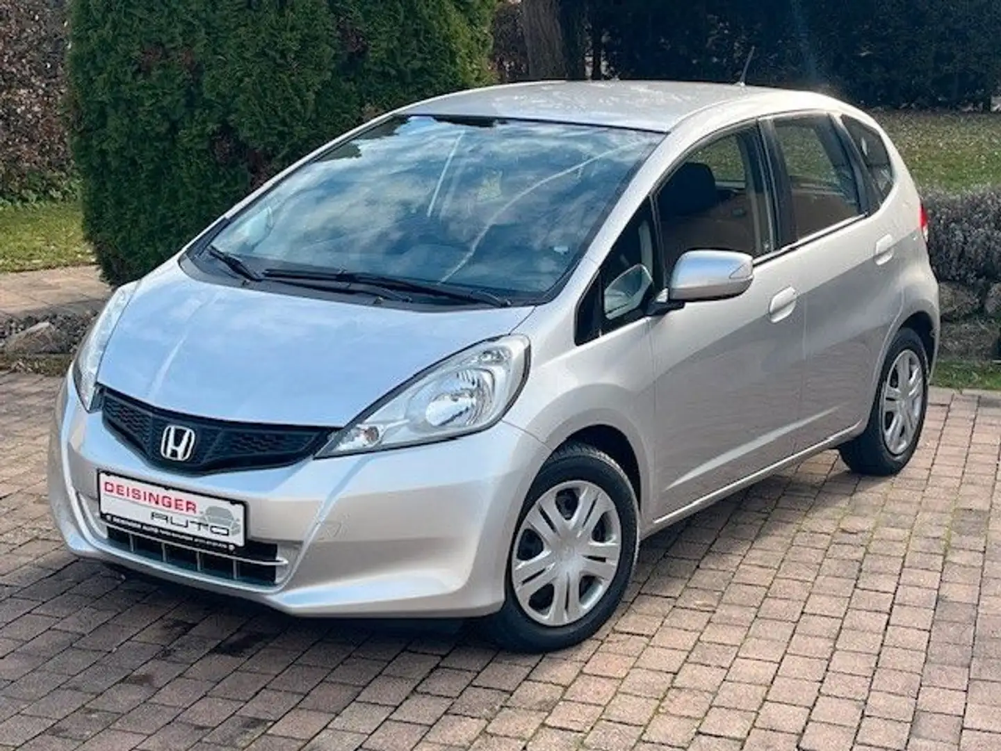 Honda Jazz 1.4 Trend * Automatik * PDC * Silber - 1