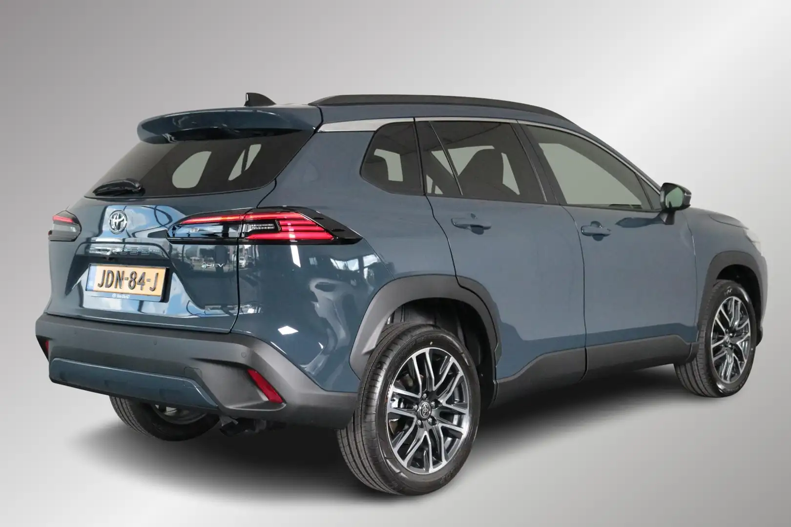 Toyota Corolla Cross Hybrid 140 Dynamic, Nieuw model, Snel leverbaar me Grijs - 2