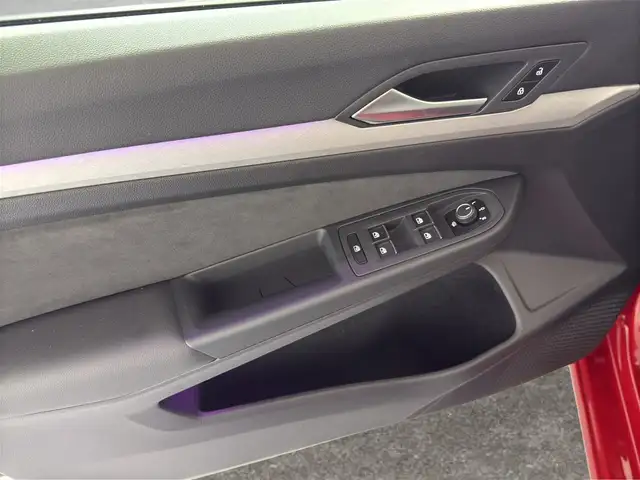 Volkswagen Golf view 14