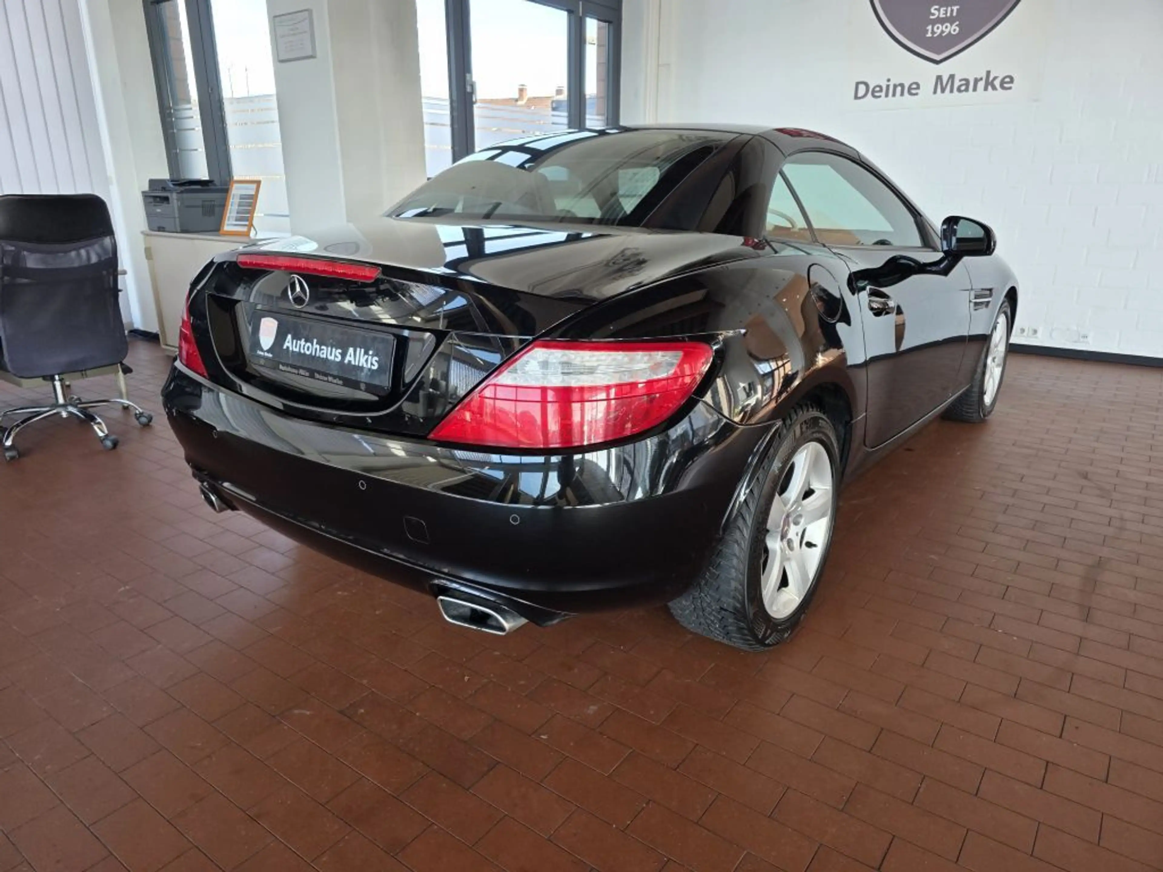 Mercedes-Benz SLK 200 7G-TRONIC+PARKTRONIC+Navi+AIRSCARF+Sport — photo 9