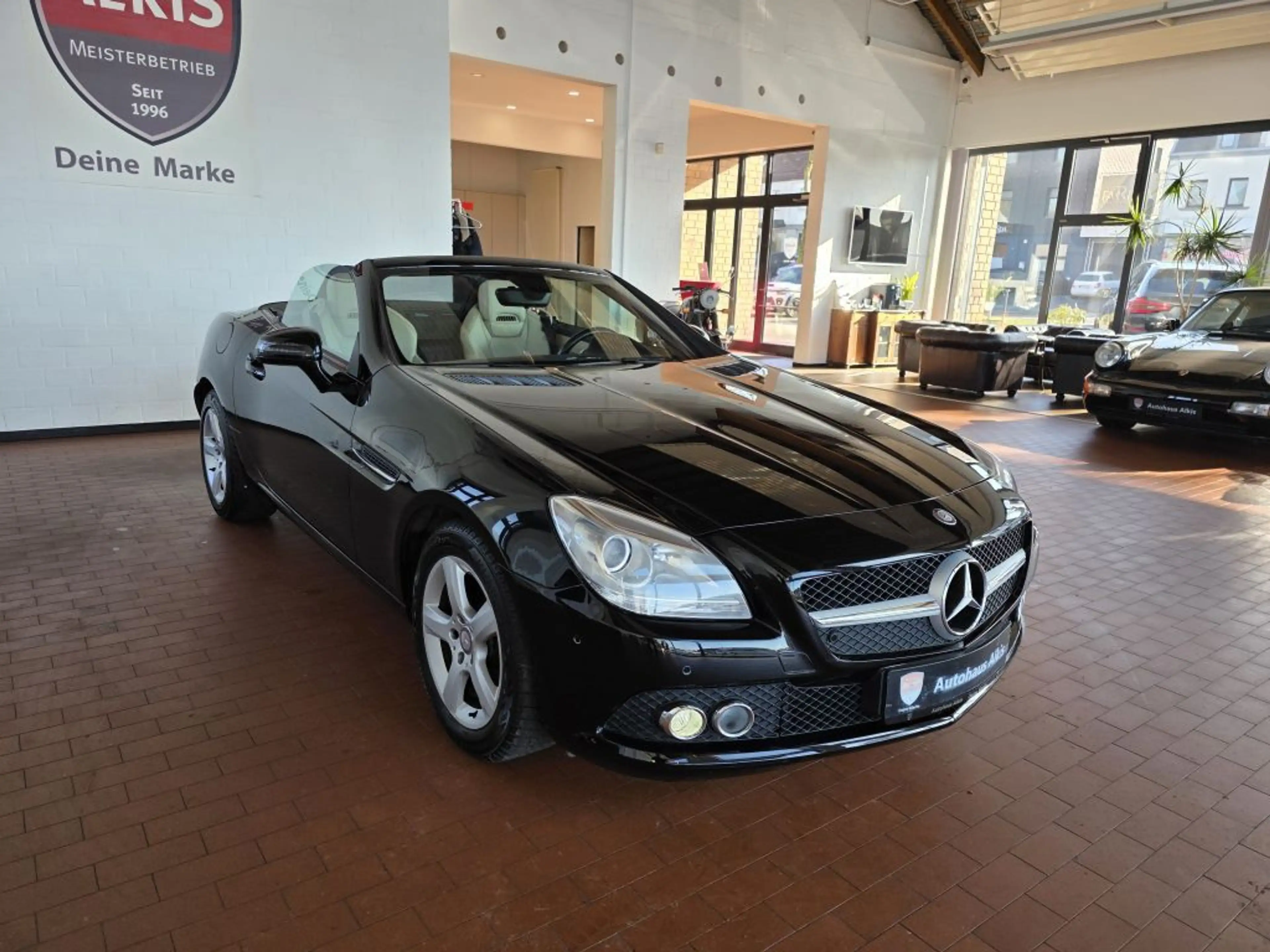 Mercedes-Benz SLK 200 7G-TRONIC+PARKTRONIC+Navi+AIRSCARF+Sport — photo 5
