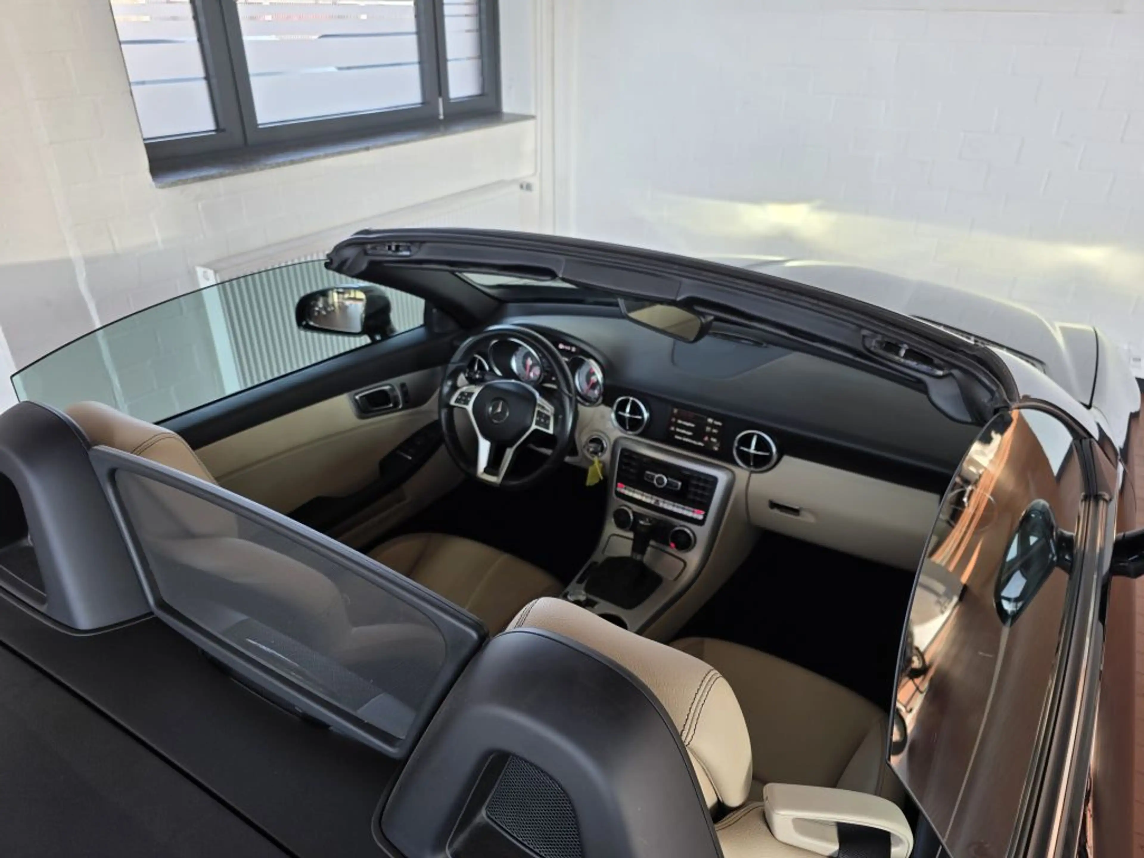 Mercedes-Benz SLK 200 7G-TRONIC+PARKTRONIC+Navi+AIRSCARF+Sport — photo 15