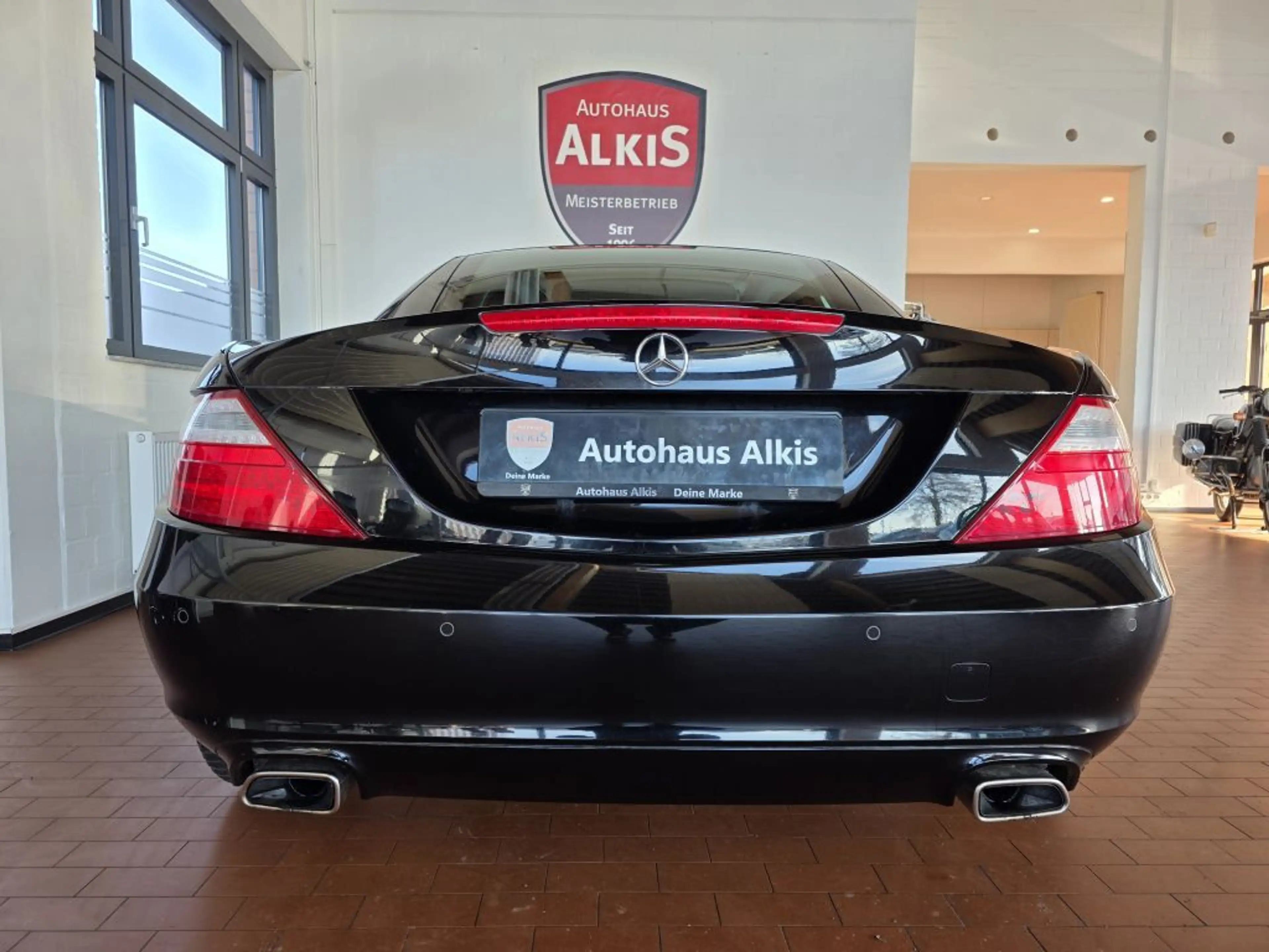 Mercedes-Benz SLK 200 7G-TRONIC+PARKTRONIC+Navi+AIRSCARF+Sport — photo 8