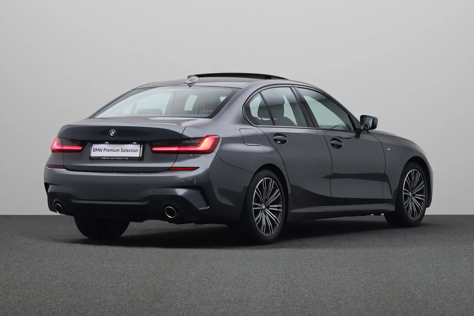 BMW 318 3-serie 318i Executive Edition | M-Sport | Panoram Gris - 2