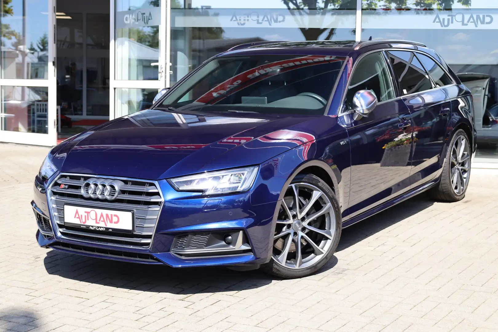 Audi S4 Avant 3.0 TFSI quattro LED ACC 4xSHZ AHK Panora Bleu - 2