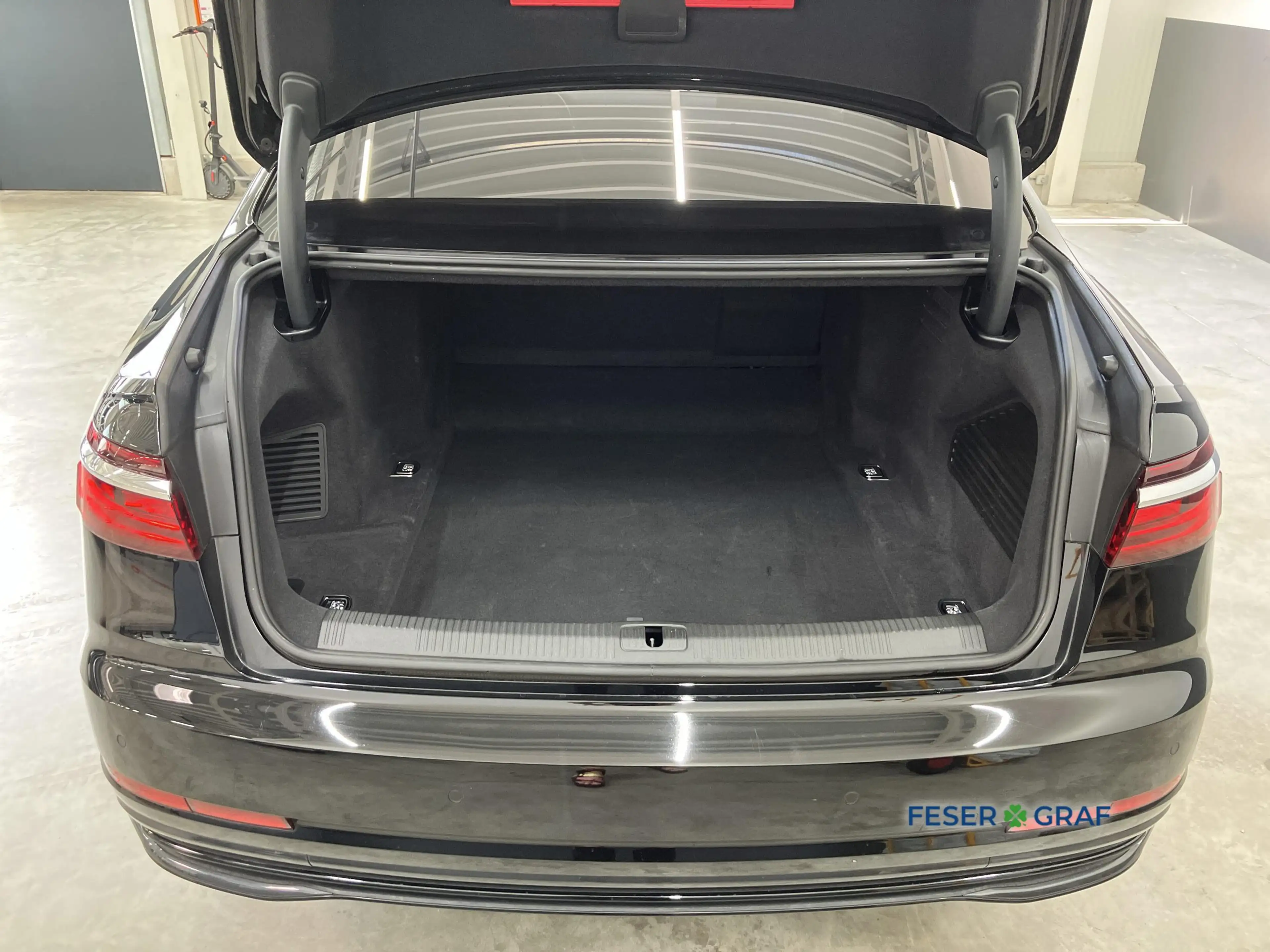Audi A8 50 TDI AIR Matrix Memory Keyless ACC RFK Navi — photo 10