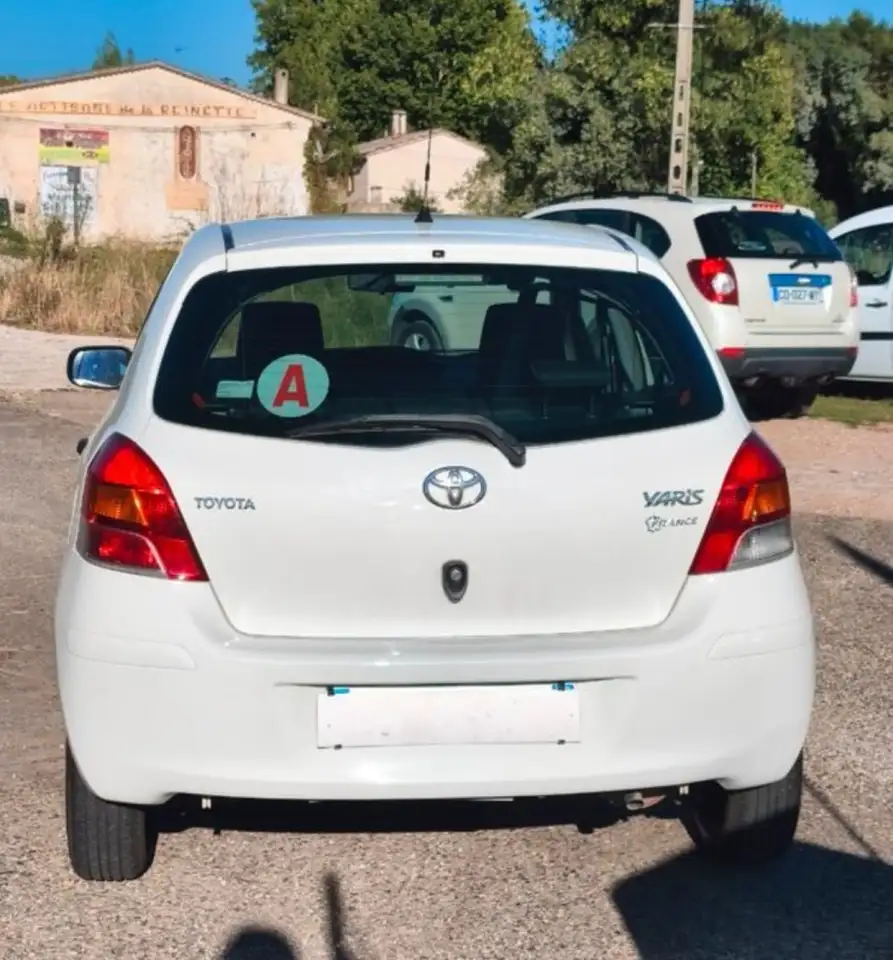 Toyota Yaris Yaris — photo 5