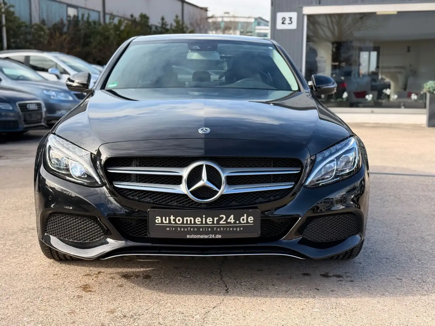 Mercedes-Benz C 180 Limousine CGI *1 Hand* Scheckheft* Kamera* Schwarz - 2