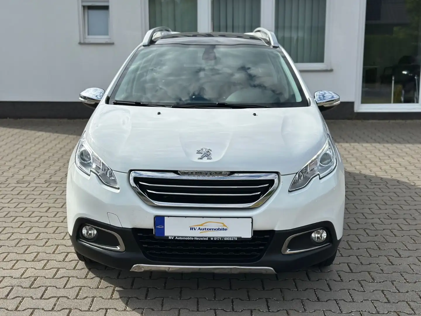 Peugeot 2008 Allure *PANO*NAVI*1-HAND* Weiß - 2