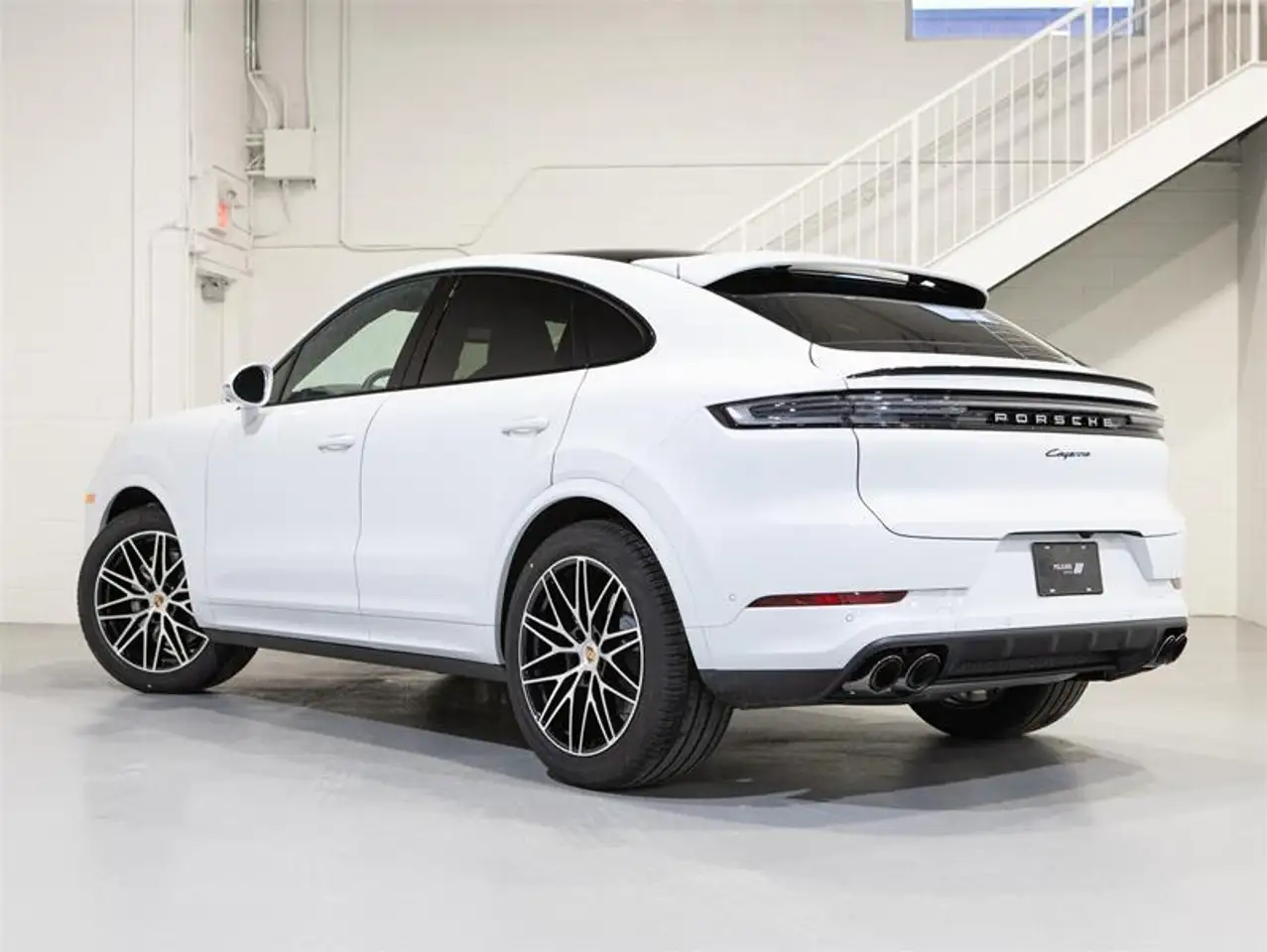 Porsche Cayenne снимка Porsche Cayenne