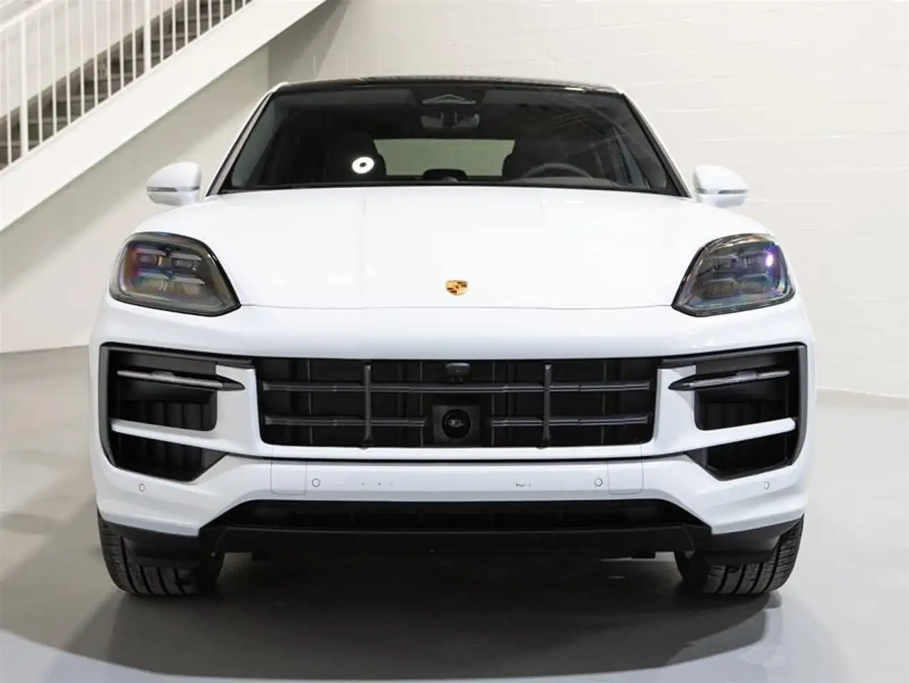 Porsche Cayenne снимка Porsche Cayenne