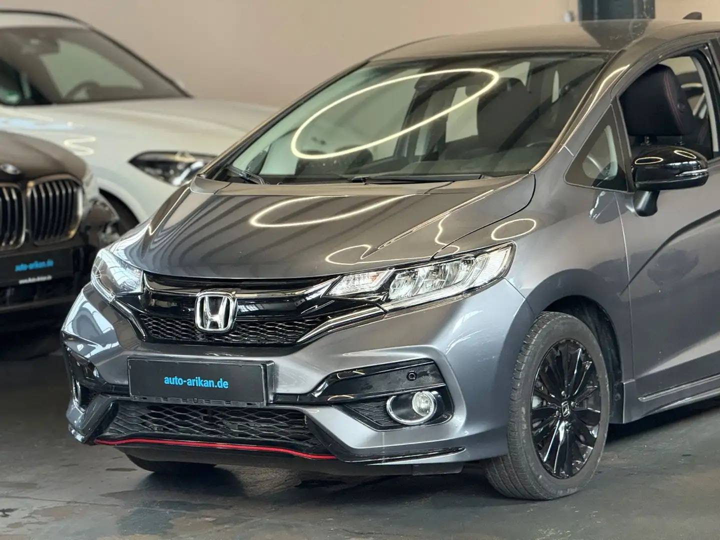 Honda Jazz Dynamic VTEC +AHK +WR +PDC V+H Grau - 1