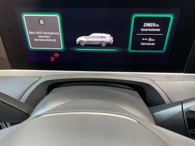 Volkswagen Passat view 14